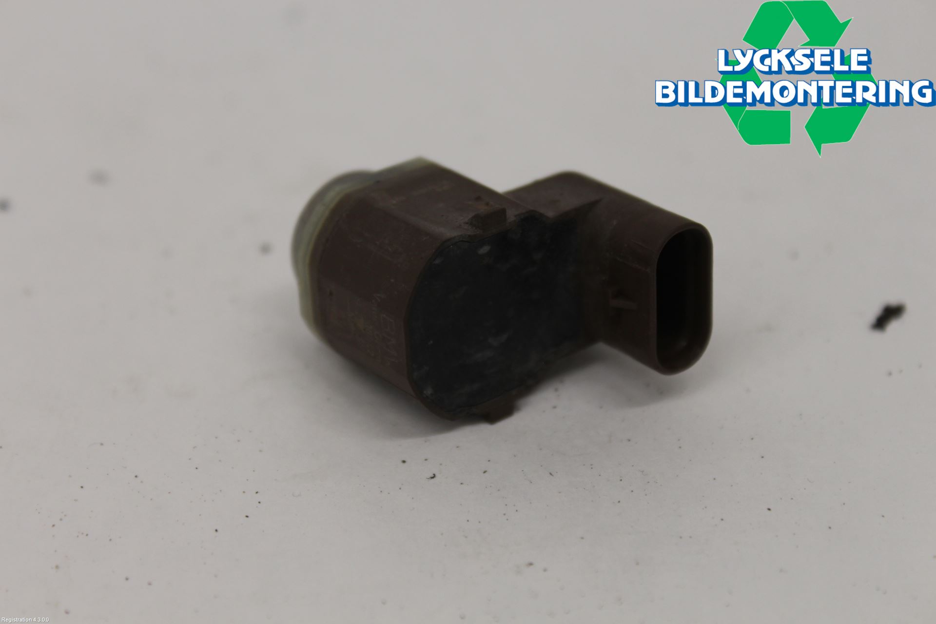 BMW 5 F10/F11/F18 09-17 Parkeringshjälp Frontsensor