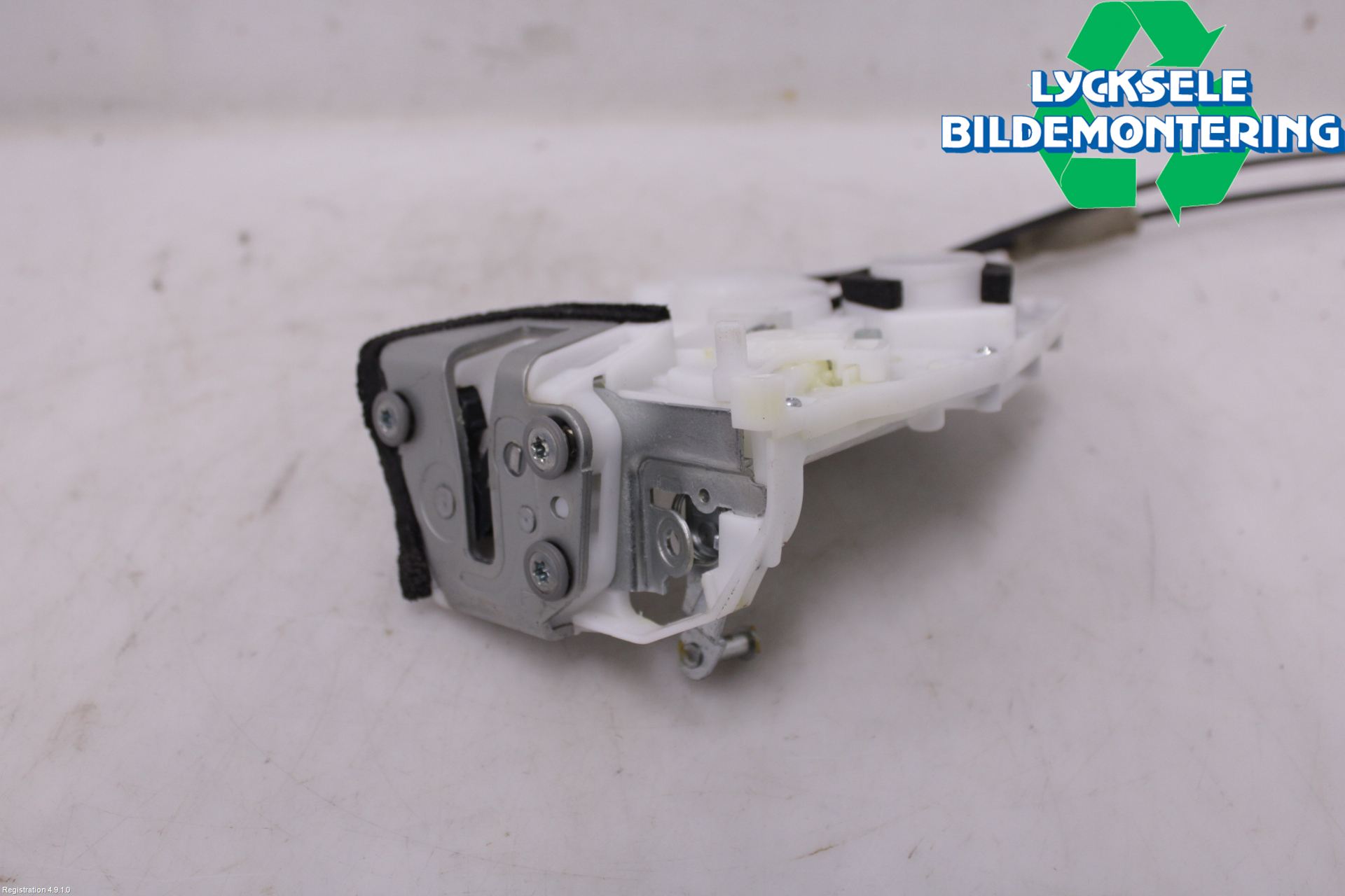 Suzuki SX4 S-CROSS 22- Låskista-Dörrlås