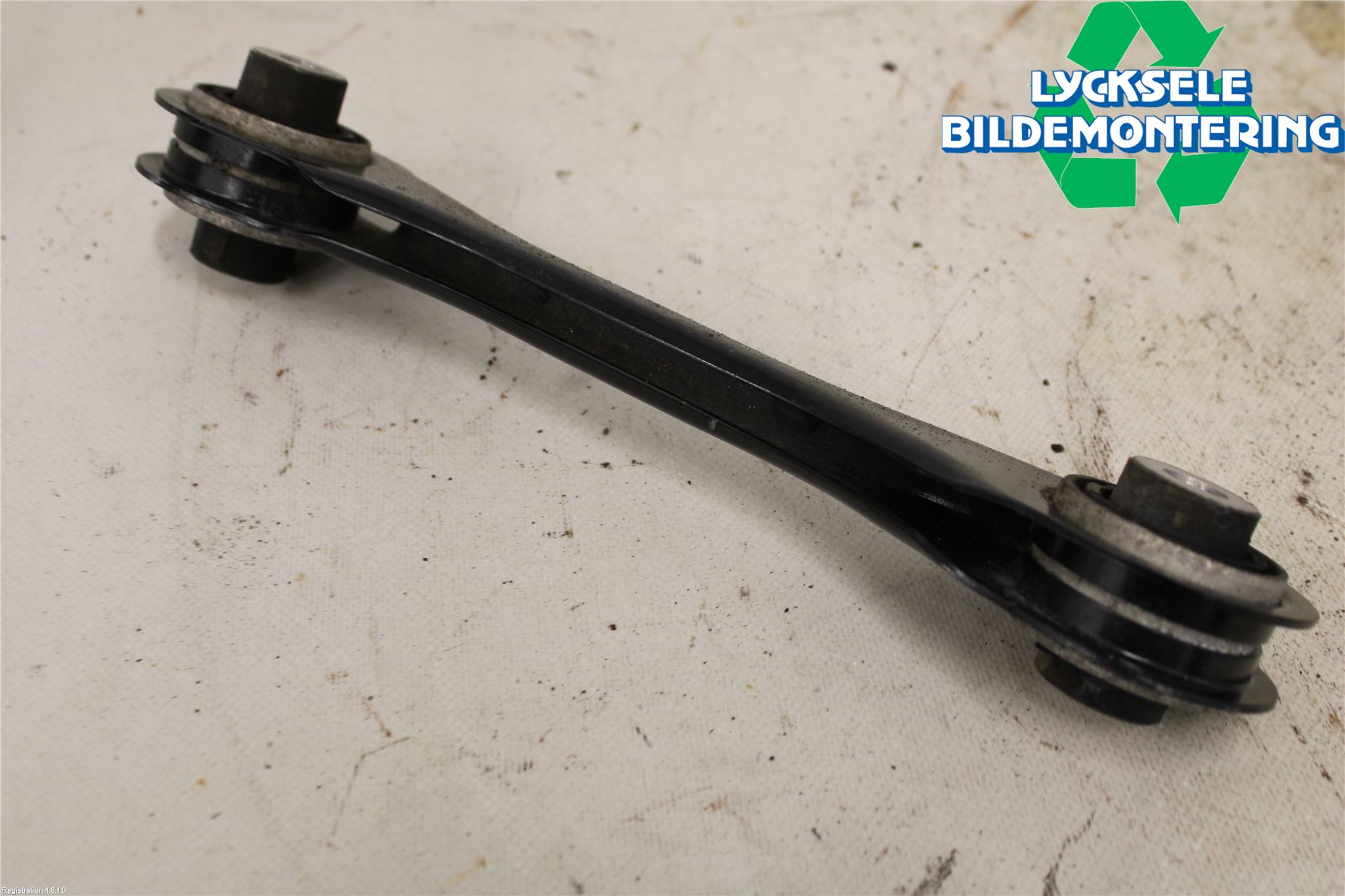 Volkswagen VW ID.3 21- Bärarm Bak Vä-Hö