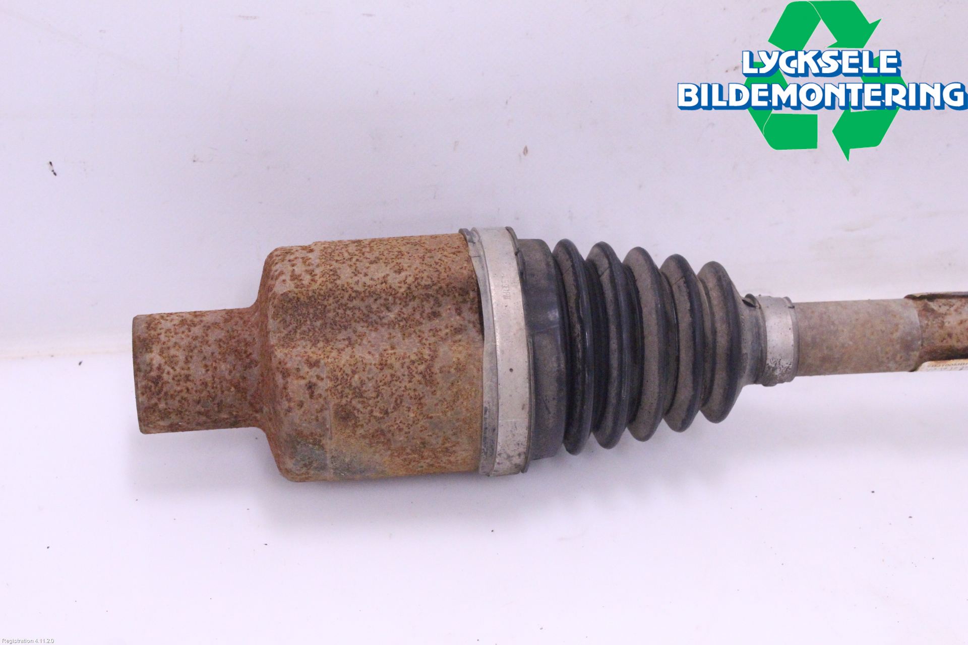 Dacia DUSTER 18-24 Drivaxel Fram Höger