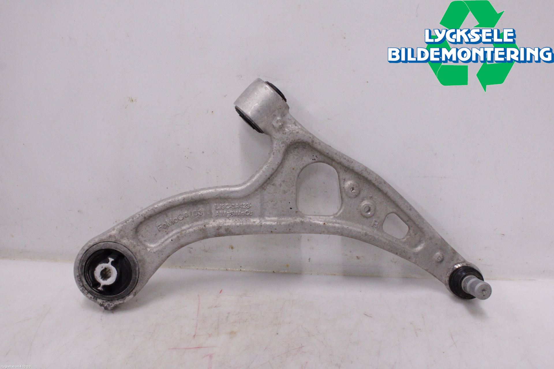 Ford MUSTANG Mach-E 21- Bärarm Fram Undre Hö