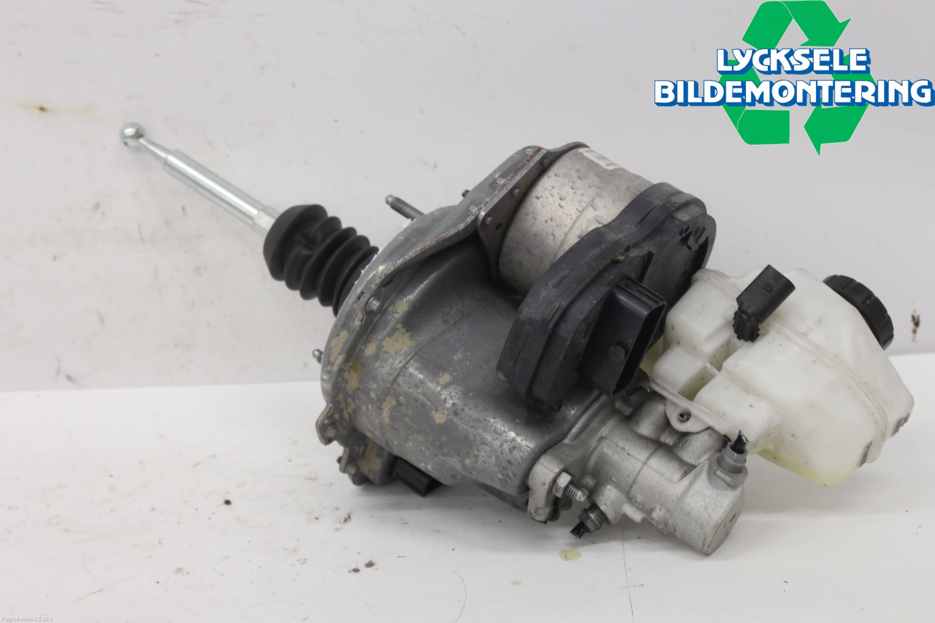 Volkswagen VW GOLF / E-GOLF VIII 20- Bromsservo