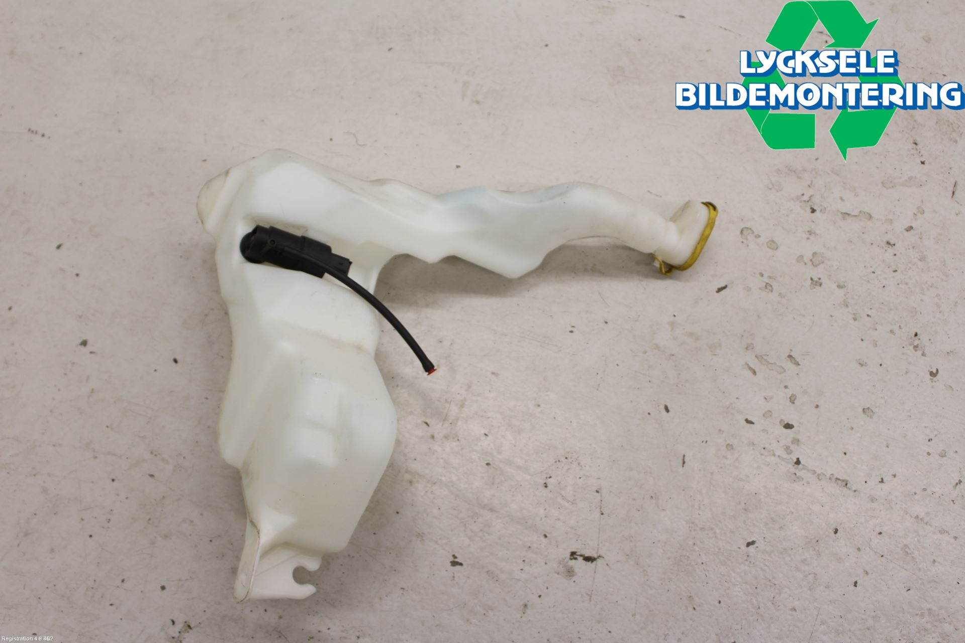 Renault MASTER III  04-10 Spolartank Vindruta