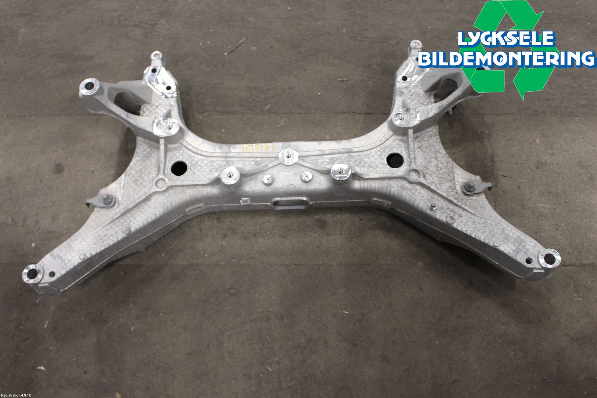 Ford MUSTANG Mach-E 21- Framvagnsbalk