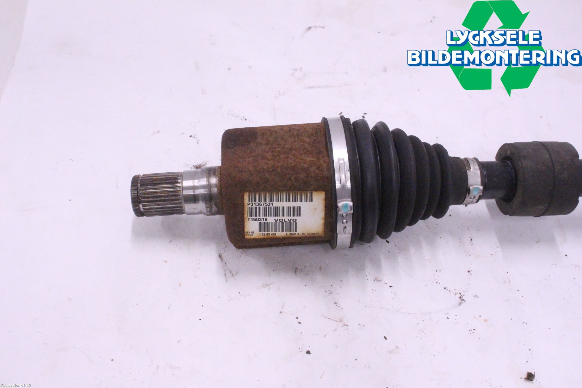 Volvo V60 14-18 Drivaxel Fram Vänster