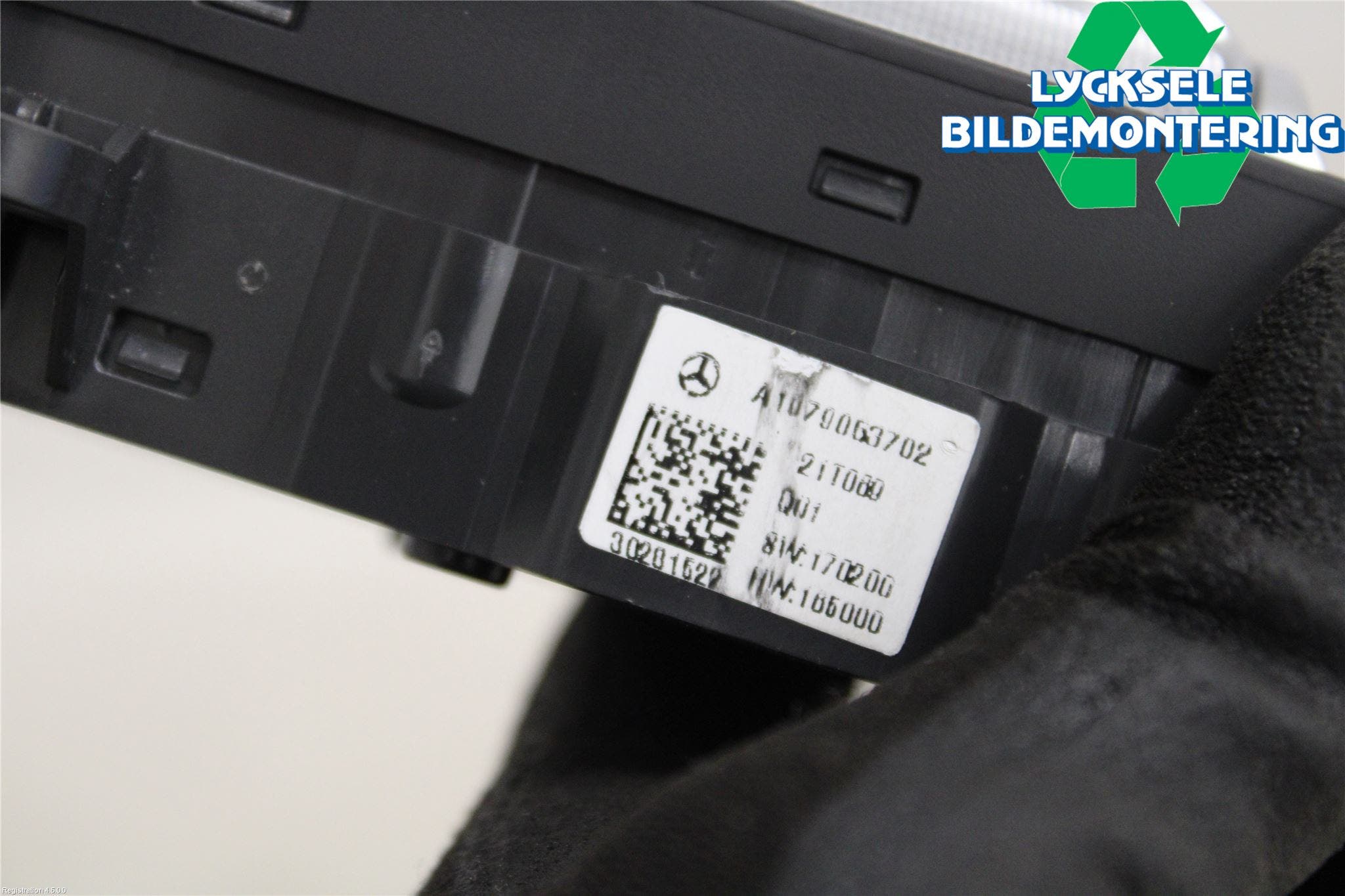 Mercedes-Benz MB GLE-KLASS (W167/V167/C167) 19- Strömställare Nivåreglering