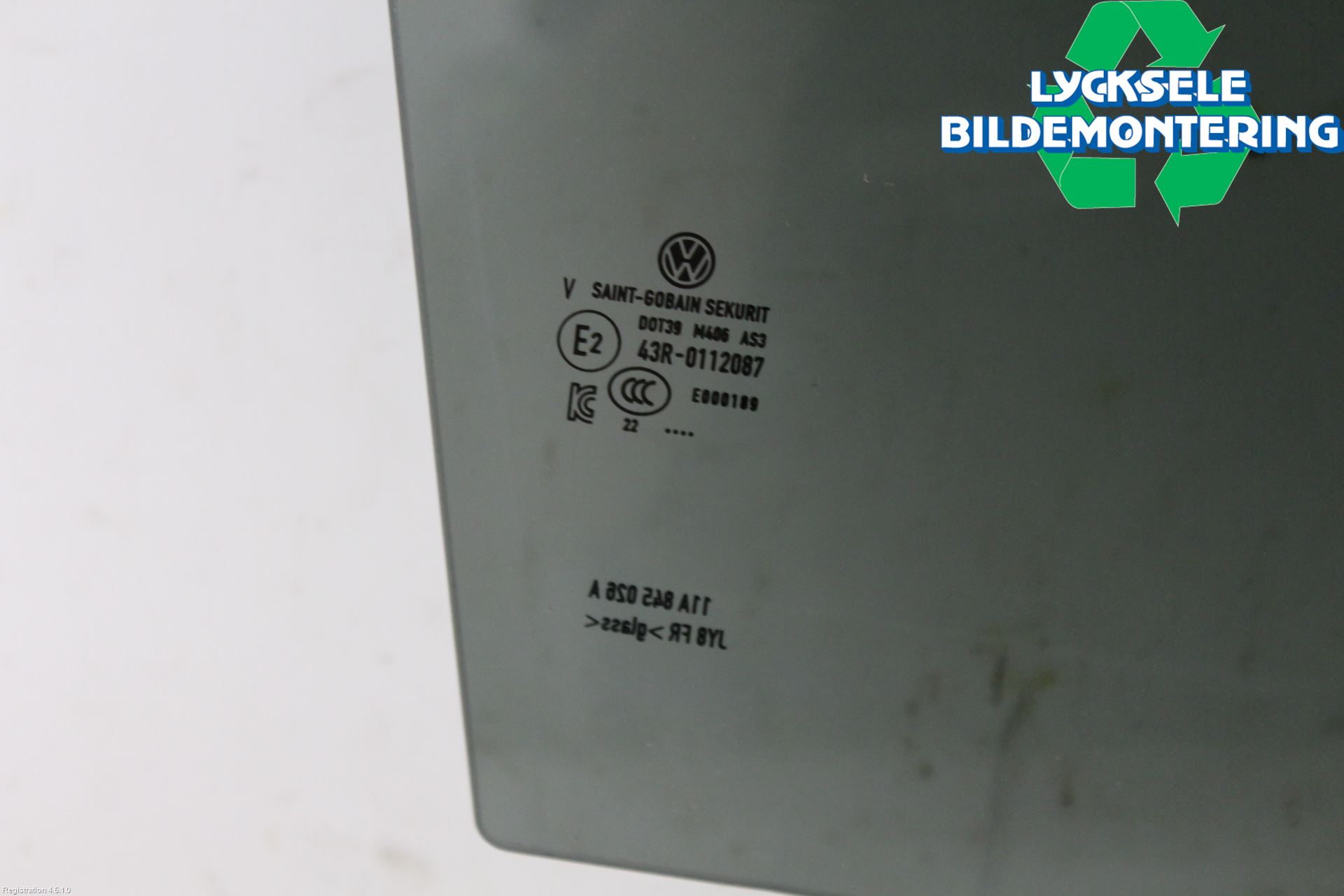 Volkswagen VW ID.4 21- Dörruta Bak Höger