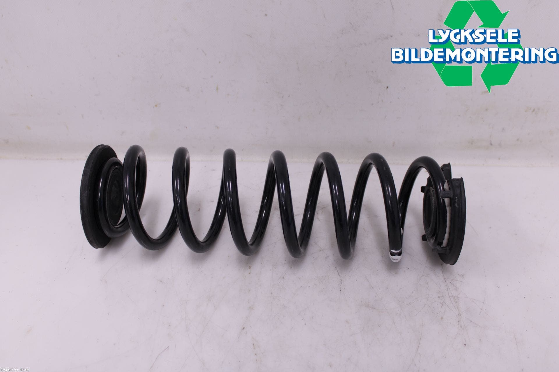 Alfa VW TIGUAN 24- Fjäder Bak