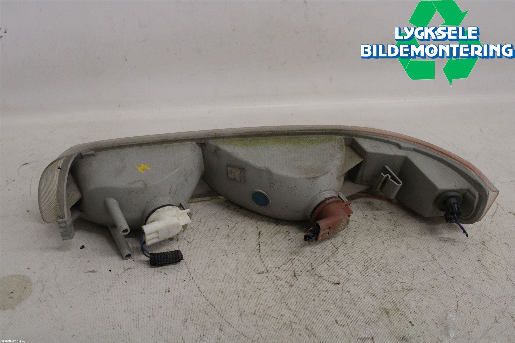 Chevrolet SUBURBAN Blinkers Fram Höger