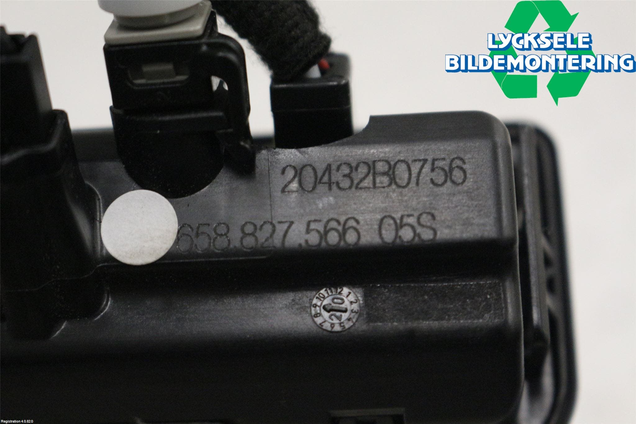 Skoda KAMIQ 20- Bakluckehandtag