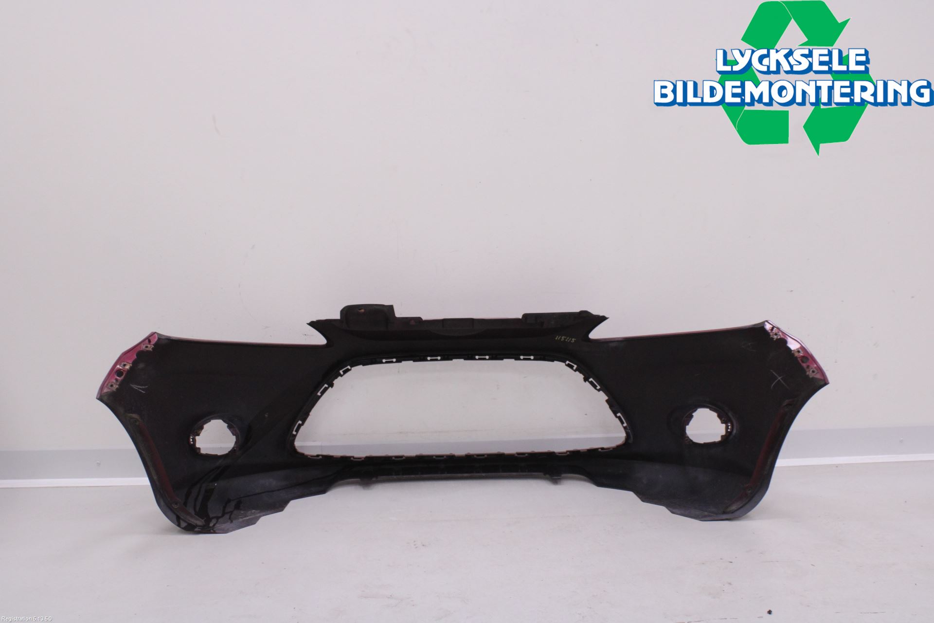 Ford FIESTA 09-12 Stötfångarbeklädnad Fram