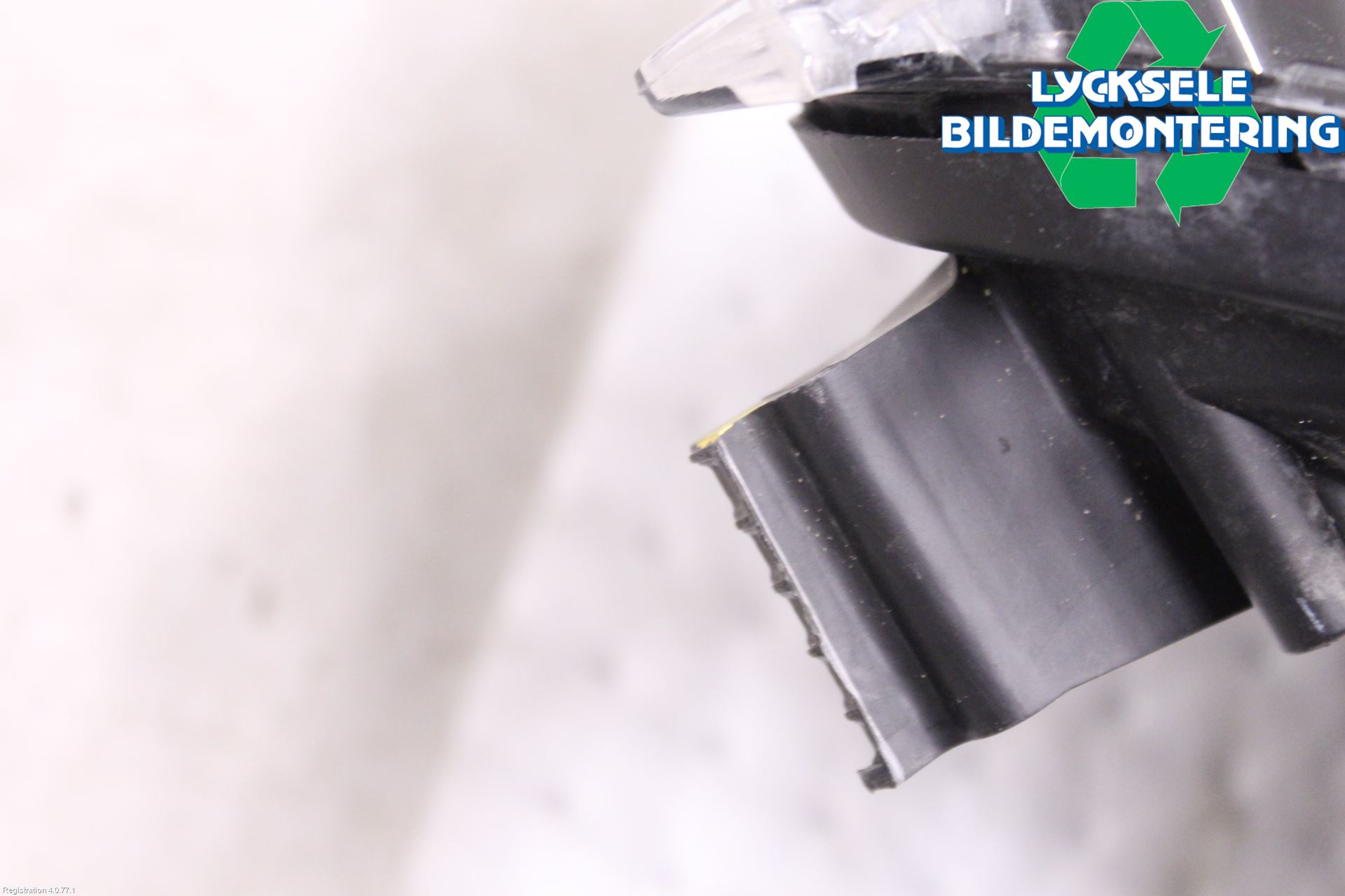 Ford ECOSPORT 17- Strålkastare Höger