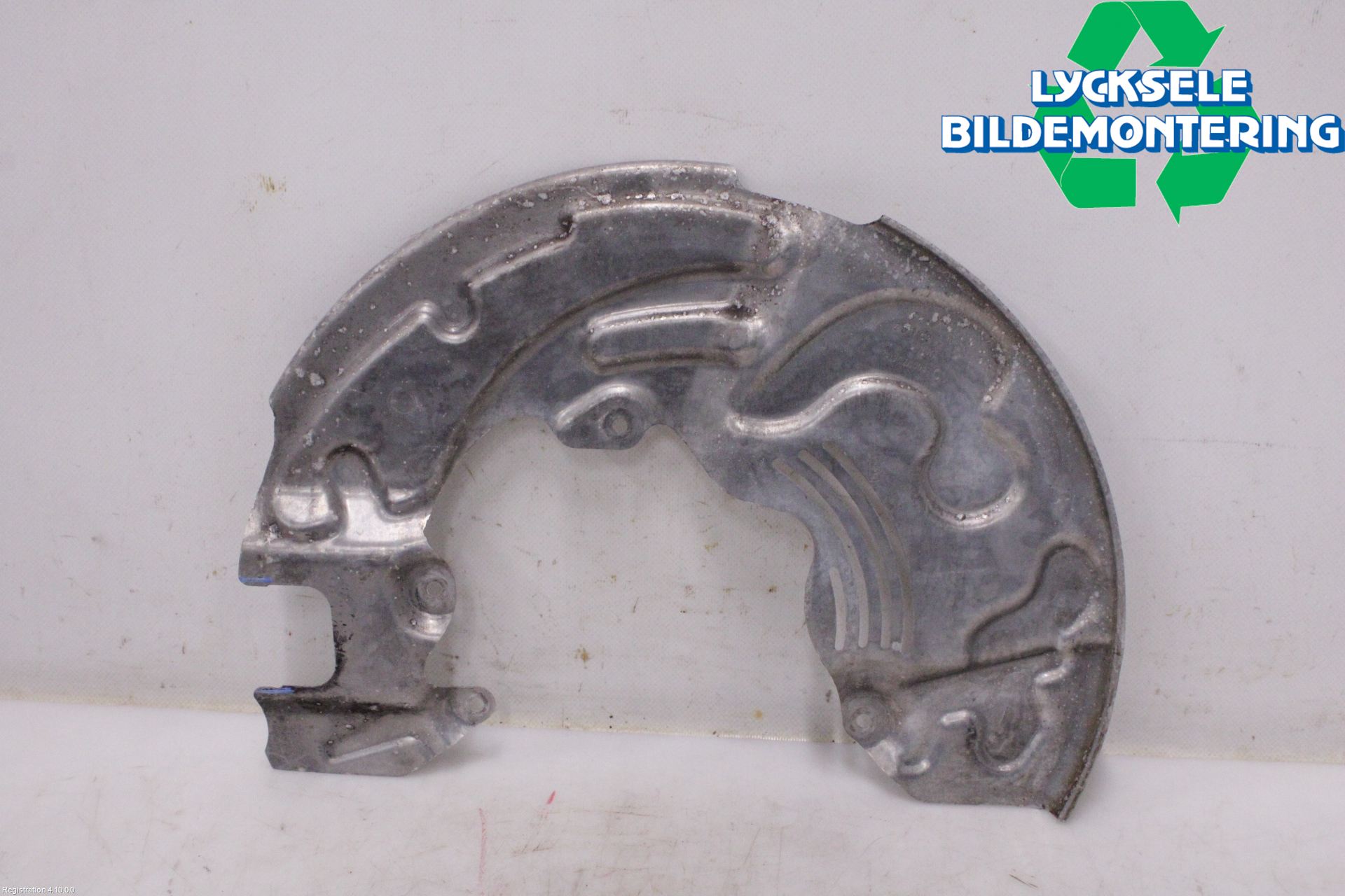 Ford MUSTANG Mach-E 21- Bromssköld Fram