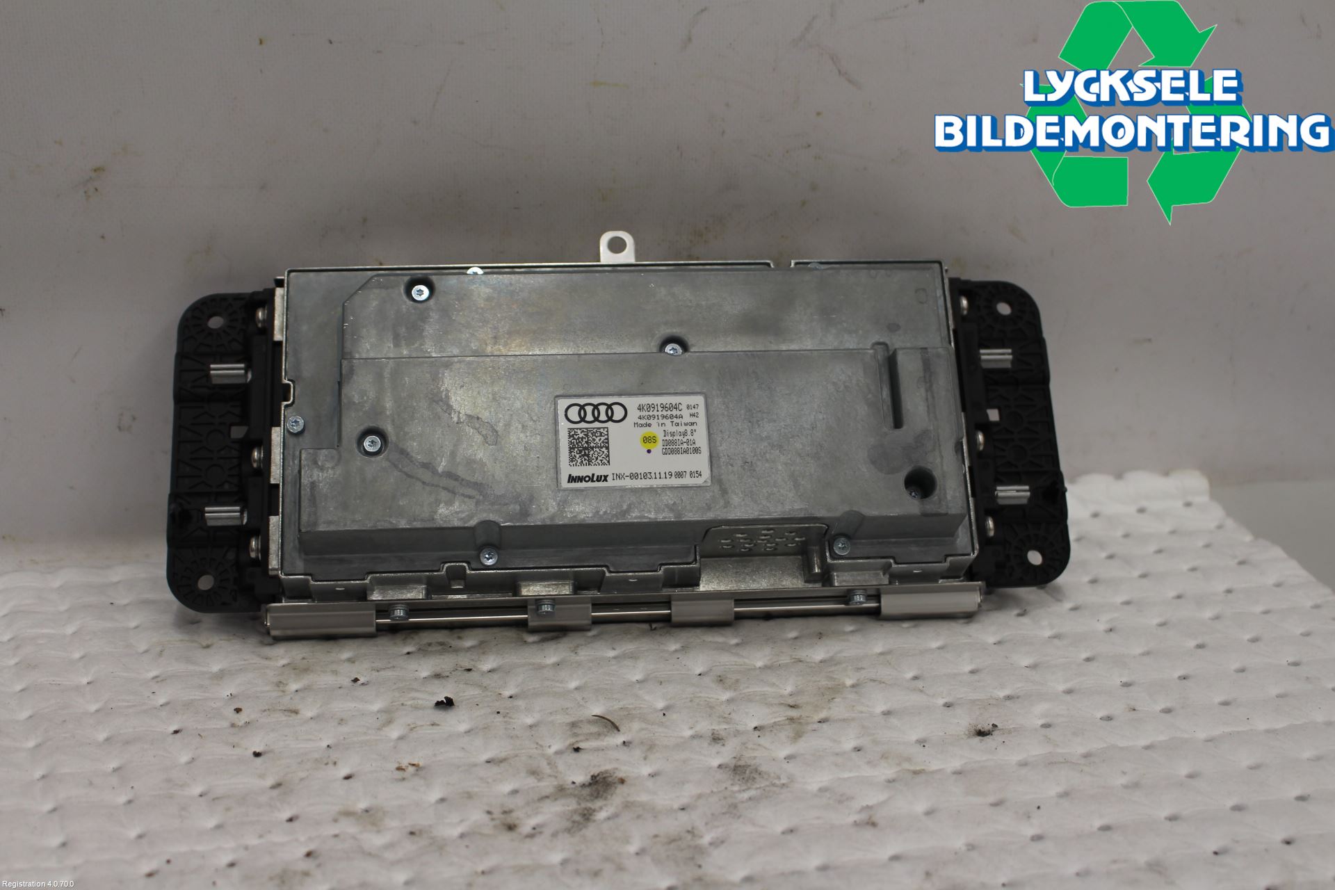 Audi A6 F2/C8 19- Bildskärm