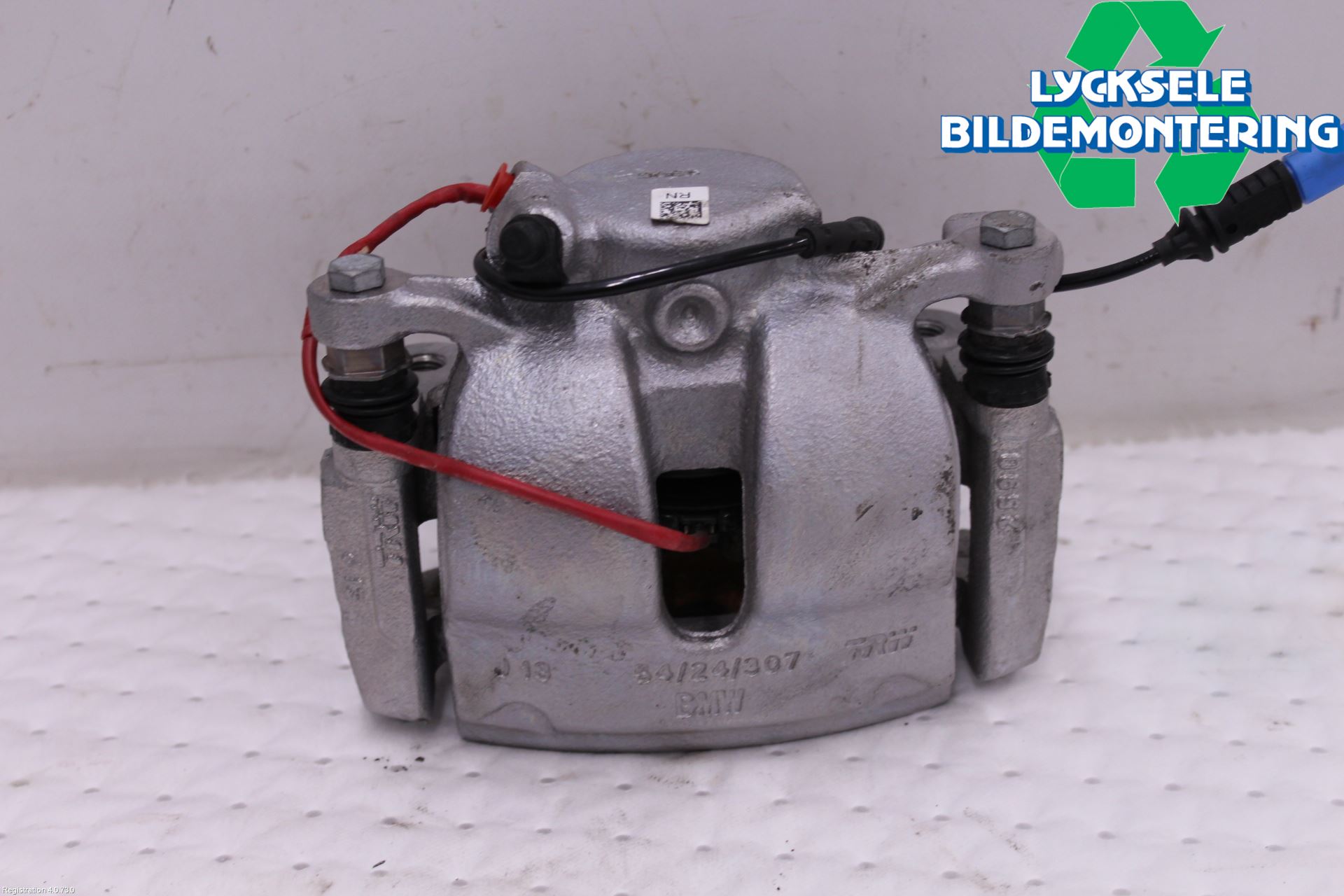 BMW 3 G20/G21/G80/G81 19- Bromsok Fram Höger