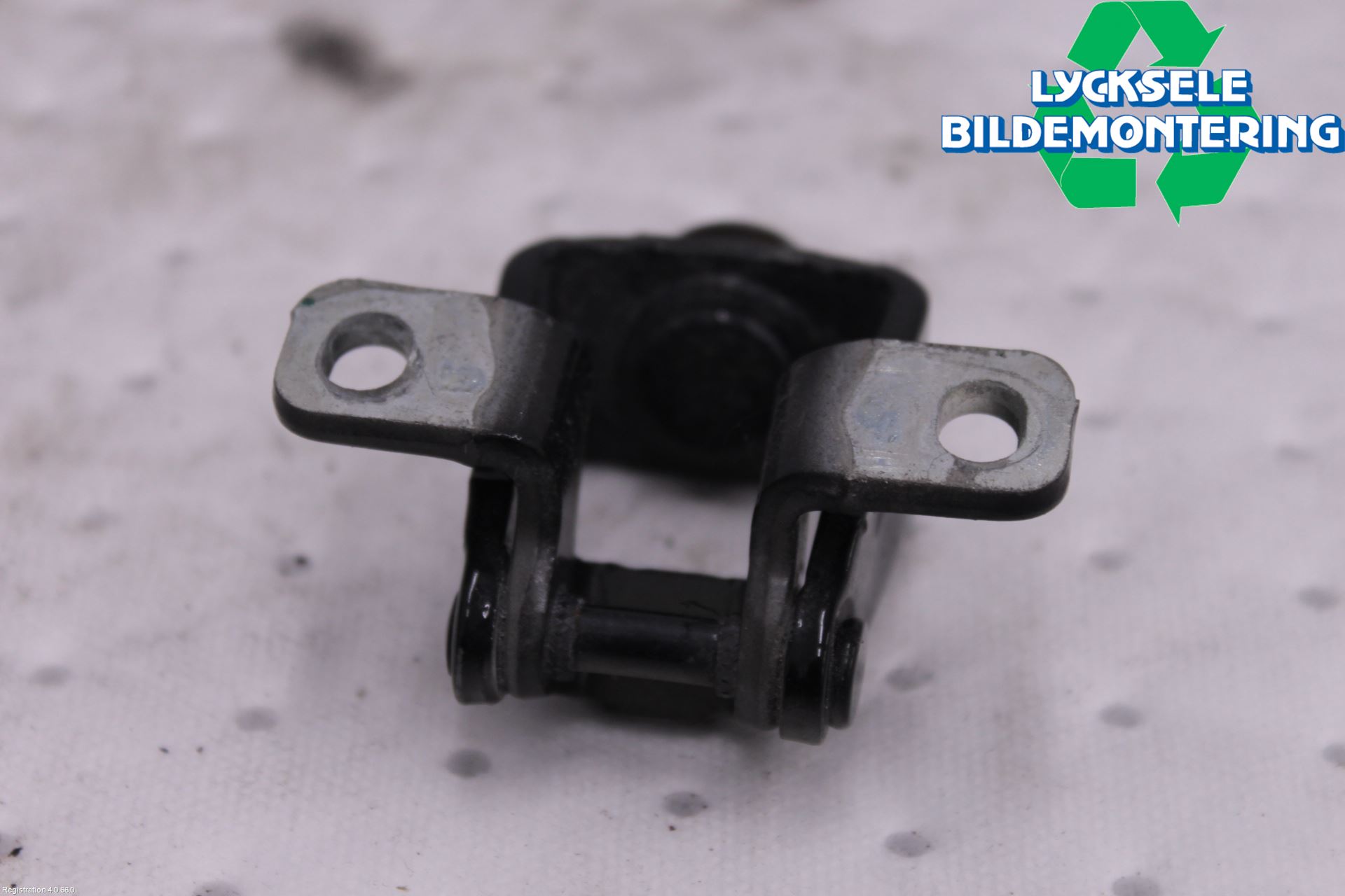 Volkswagen VW POLO 10-17 Bakluckegångjärn Hö