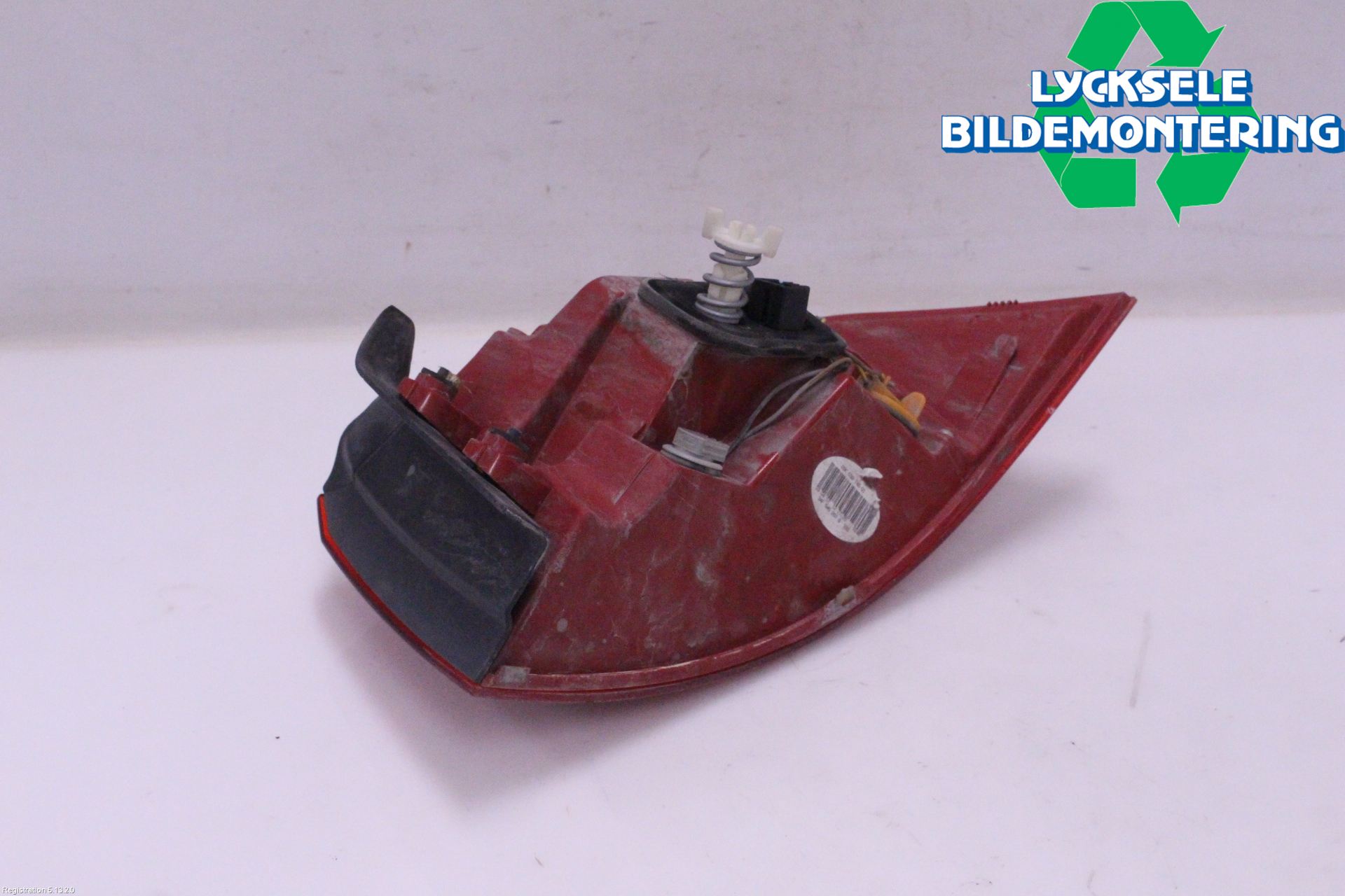 Volkswagen VW PASSAT 11-14 Bakljus Vänster