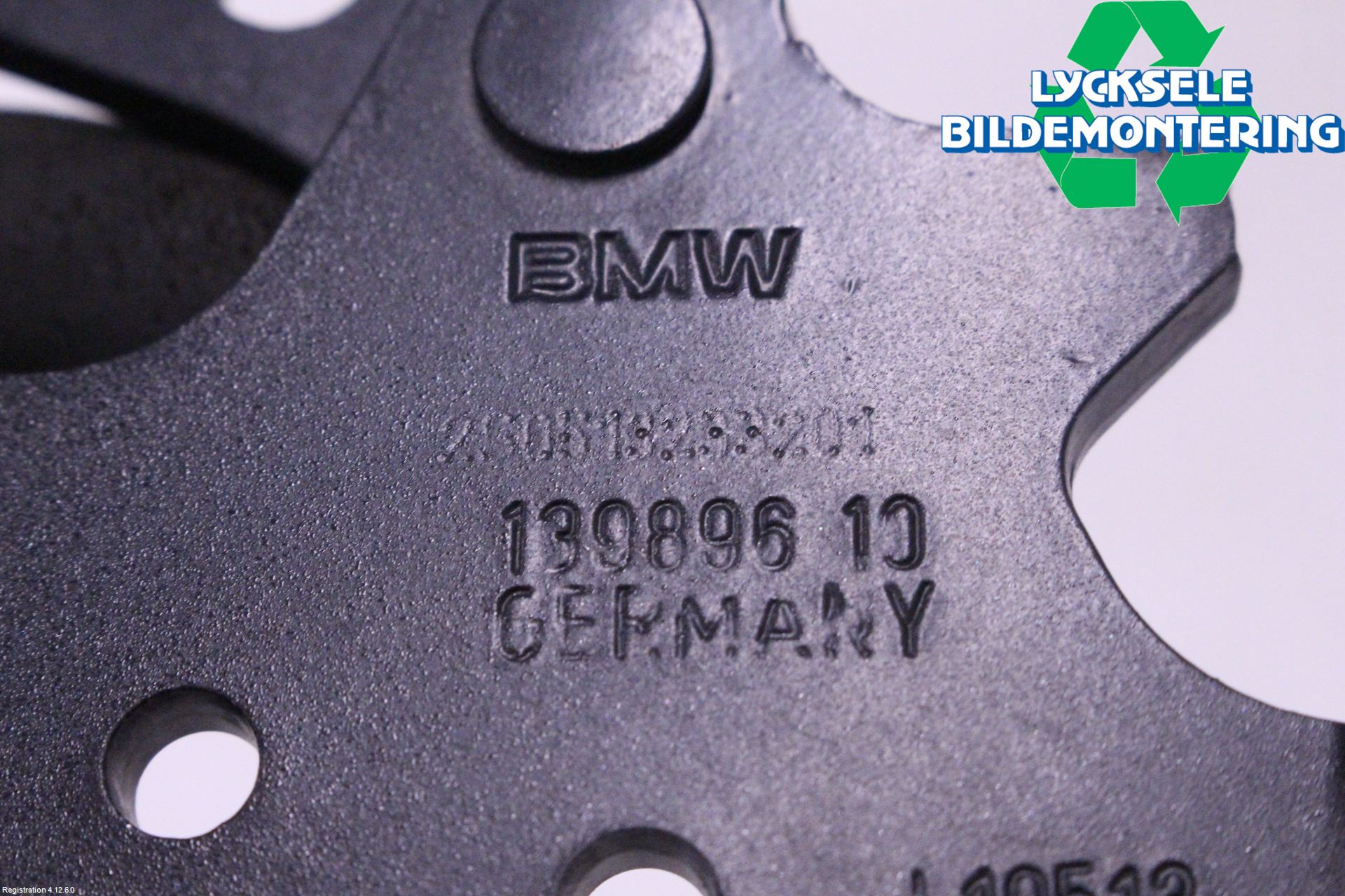 BMW 3 F30/F31/F80 12-19 Huvgångjärn