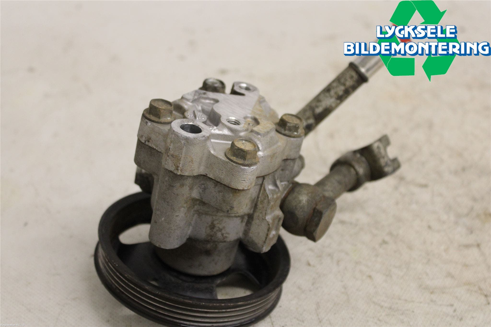 Nissan NAVARA 05-16 Styrservopump