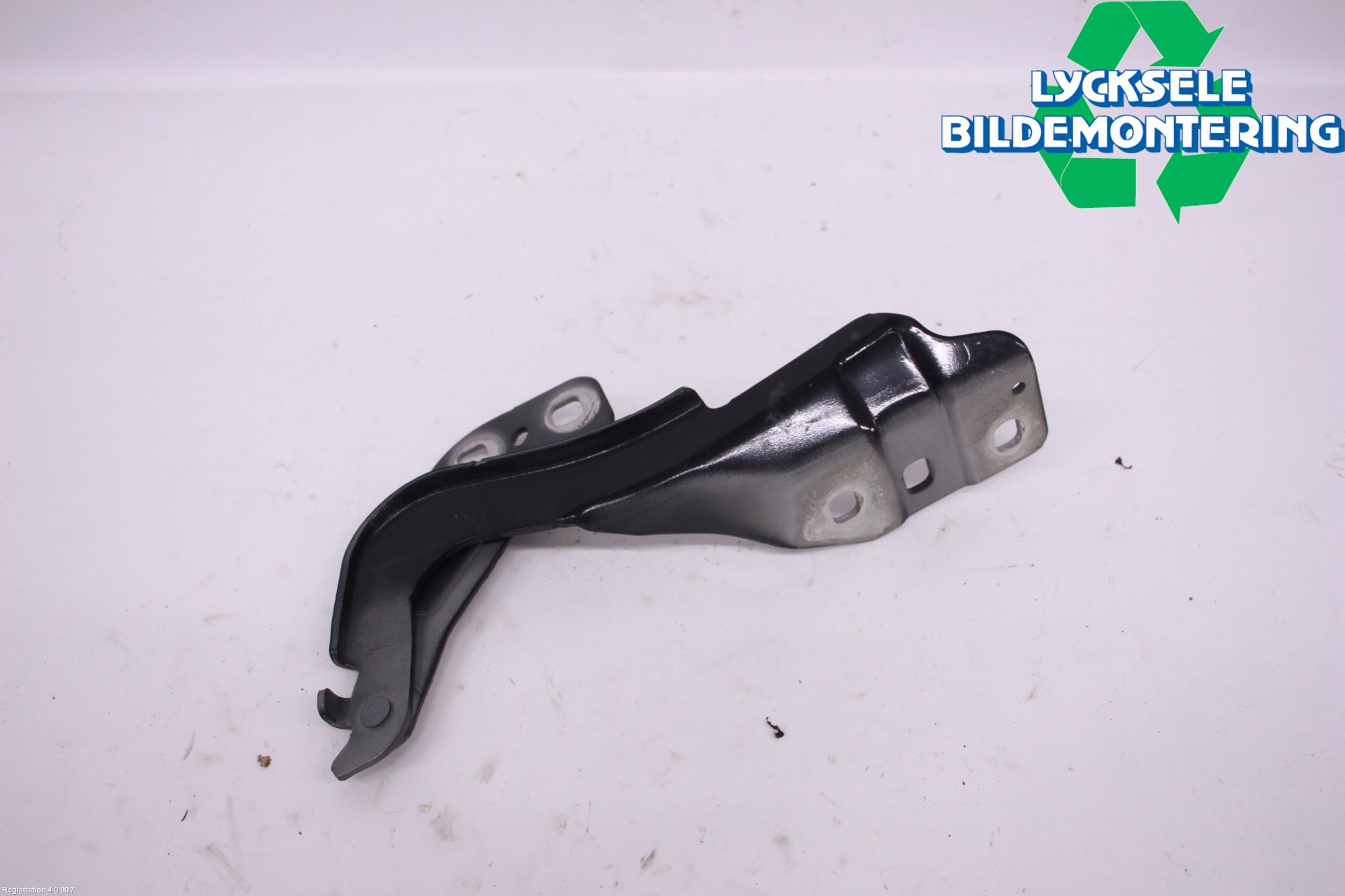 Ford MONDEO 15-22 Huvgångjärn
