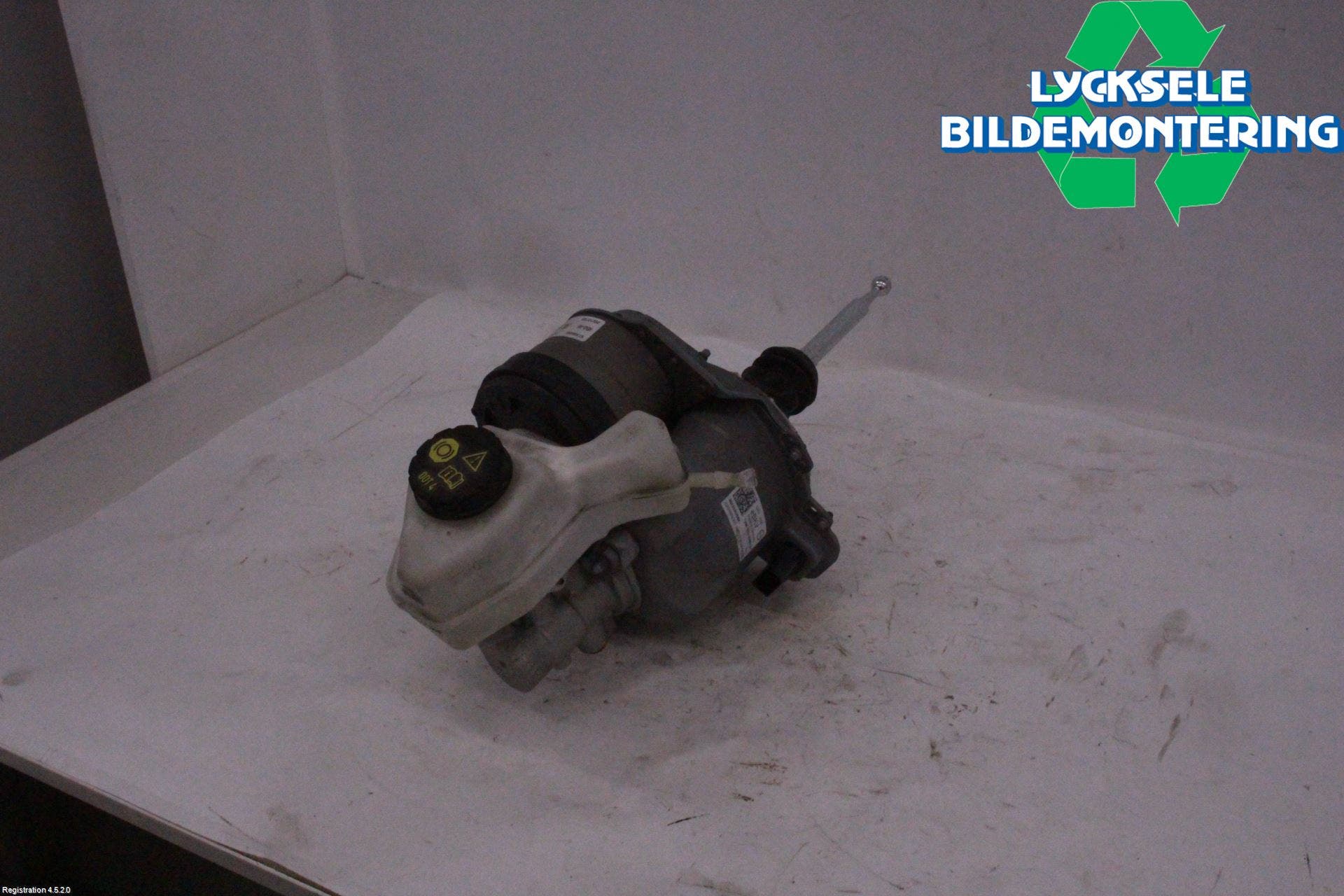 Volkswagen VW PASSAT 20-24 Bromsservo