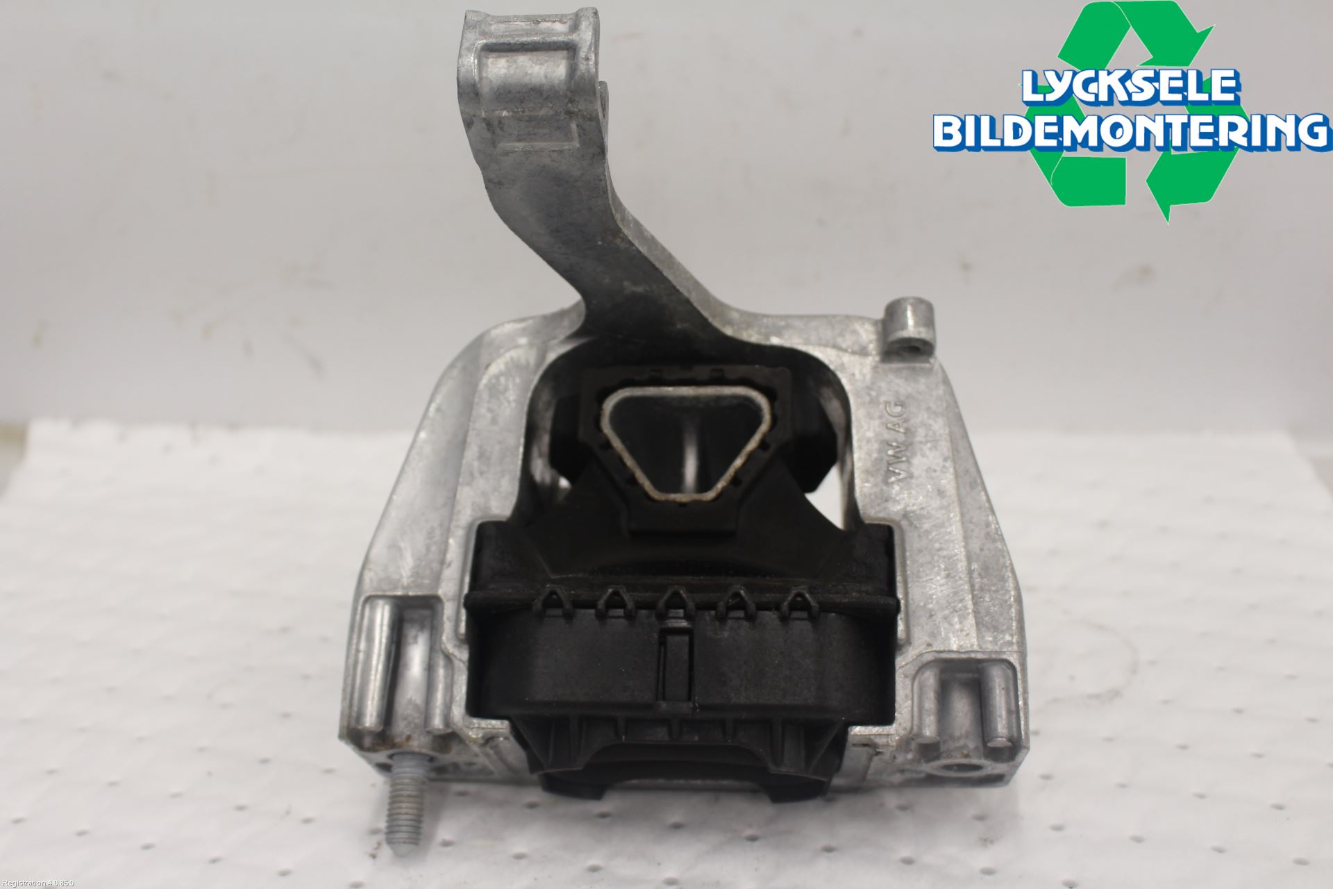 Volkswagen VW T-CROSS 19- Motorfäste