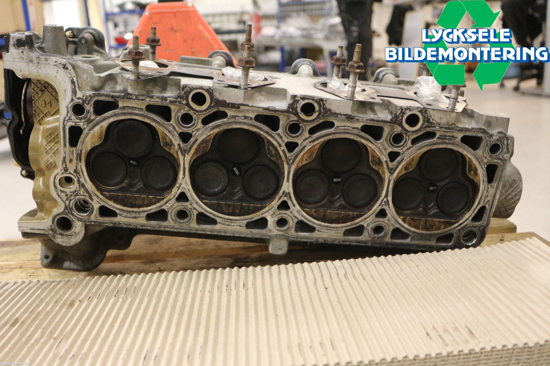 Ford MUSTANG V 05-14 Topplock Bensin