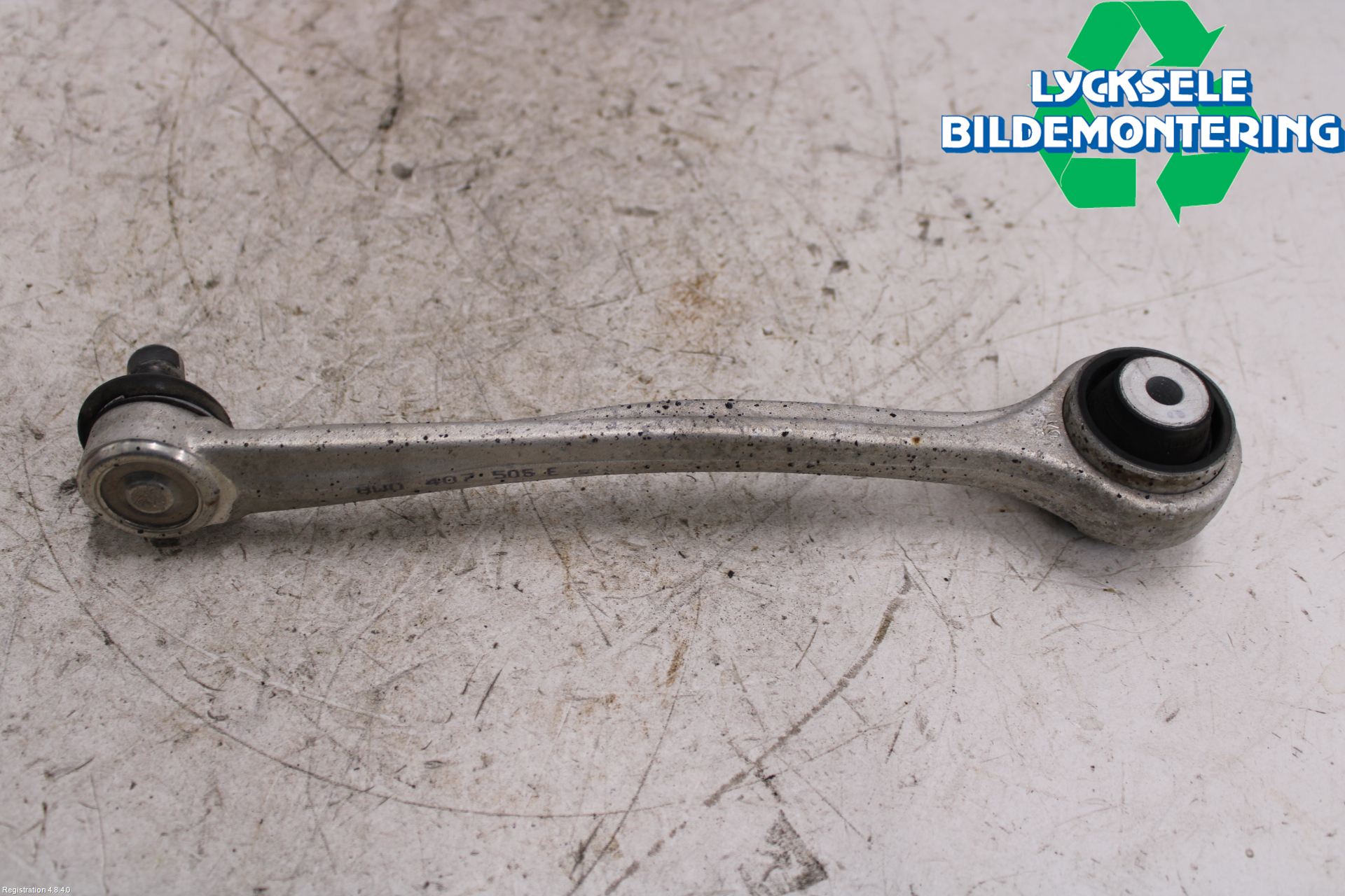 Audi A4/S4 B9 20- Bärarm Fram Övre Vä