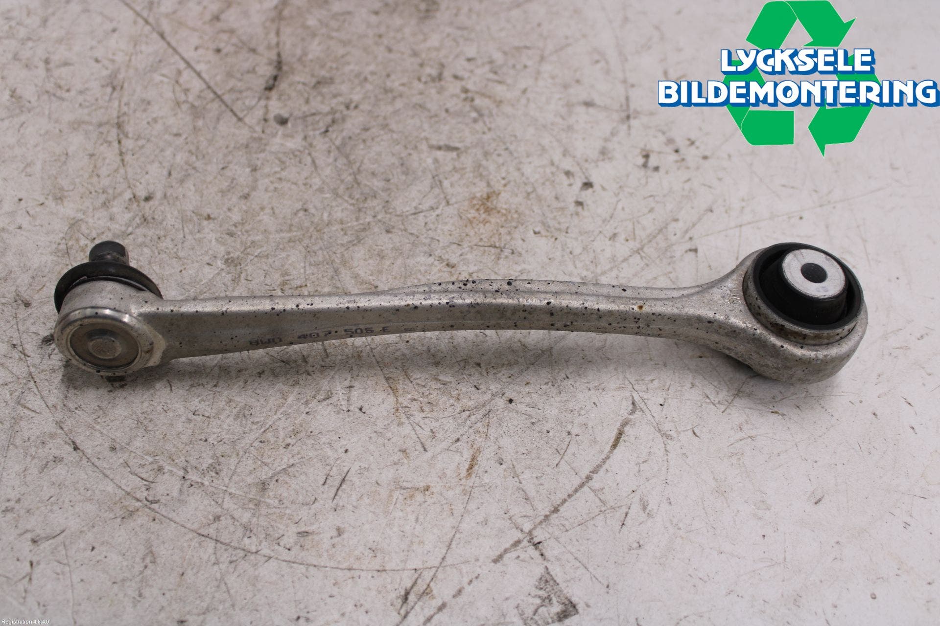 Audi A4/S4 B9 20- Bärarm Fram Övre Vä