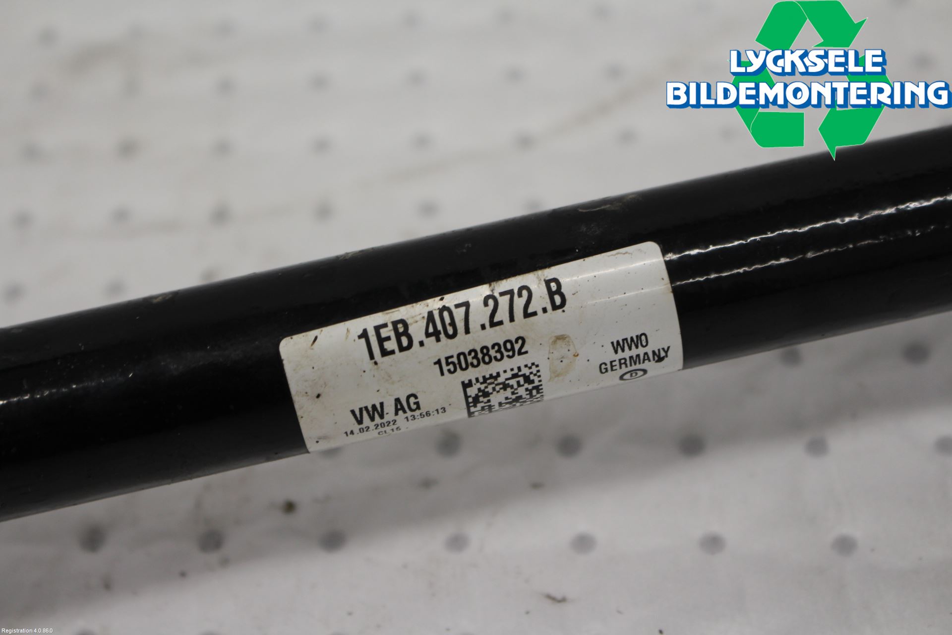 Volkswagen VW ID.4 21- Drivaxel Fram Höger