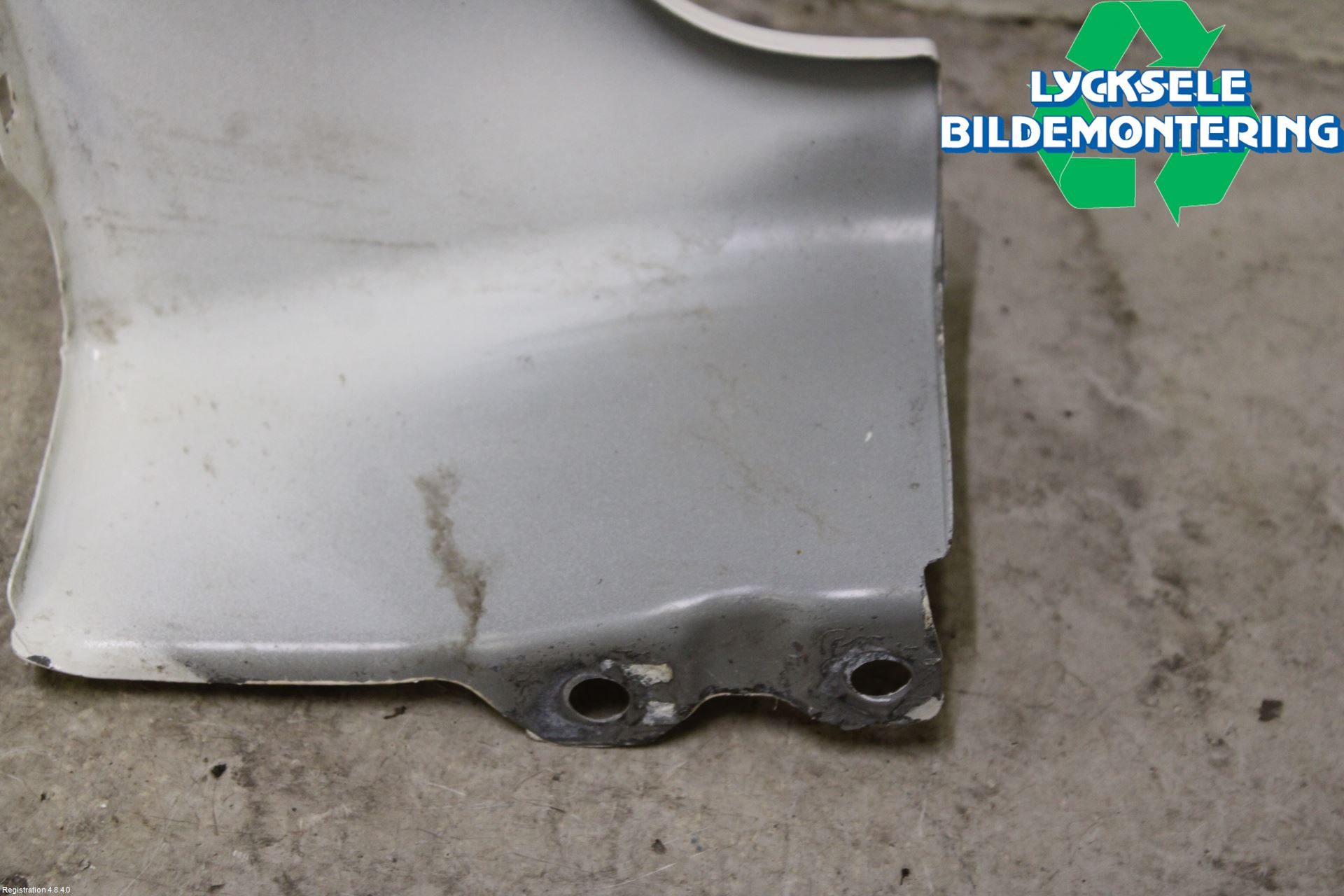 Toyota HILUX 16- Skärm Fram Höger