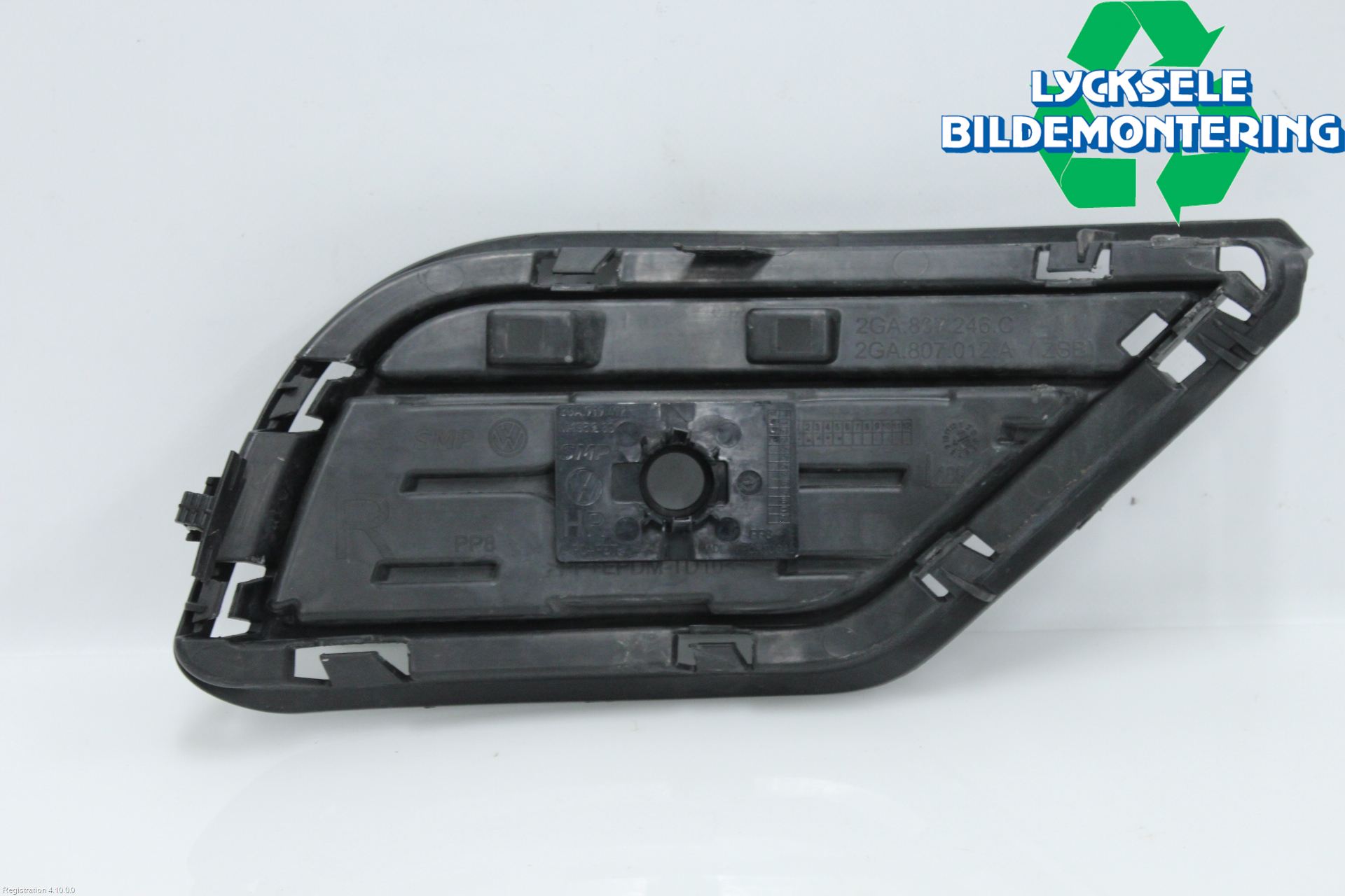 Volkswagen VW T-ROC 18- Stötfångardel Bak Hö