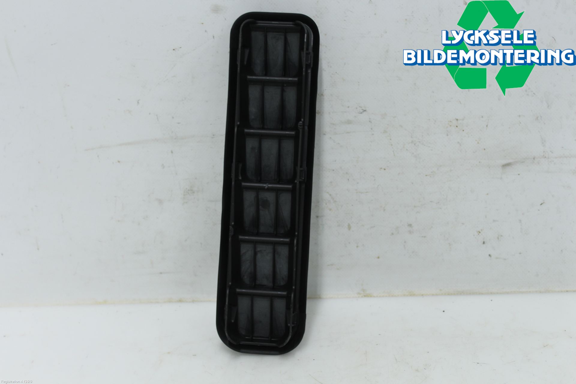 Ford TRANSIT/TOURNEO CONNECT 22- Deflektor Plåt-Plast Kylning