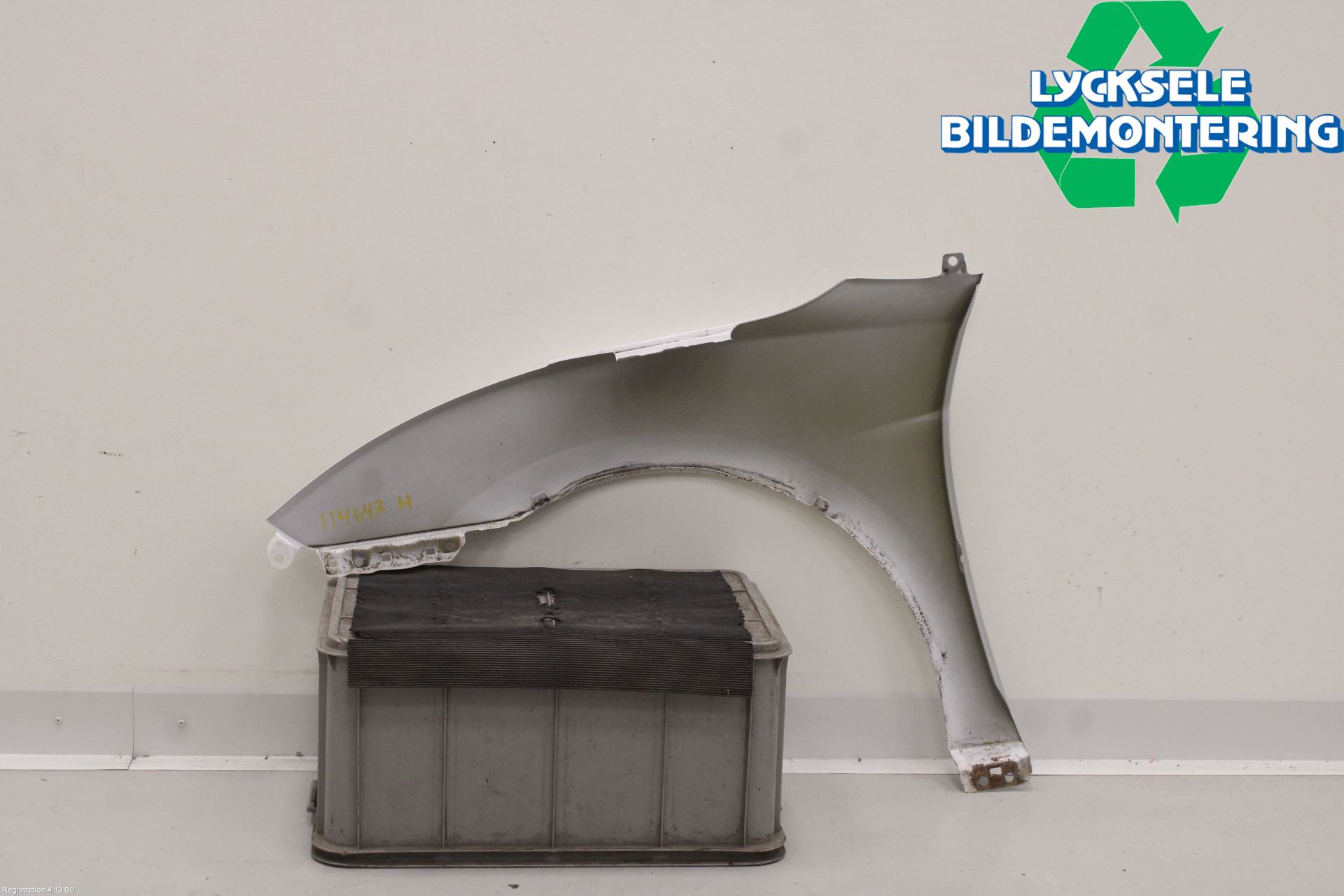 Hyundai i40 16-18 Skärm Fram Höger