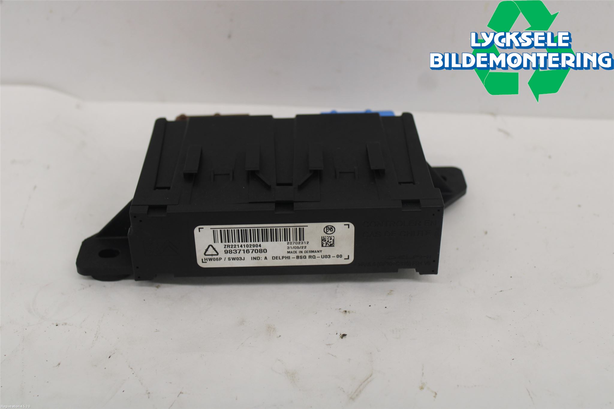 Opel MOKKA 21- Strömställare Dragkrok