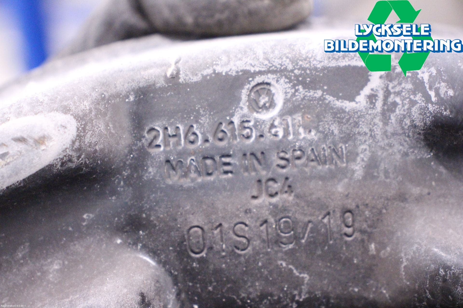 Volkswagen VW AMAROK 2H 10-22 Bromssköld Bak