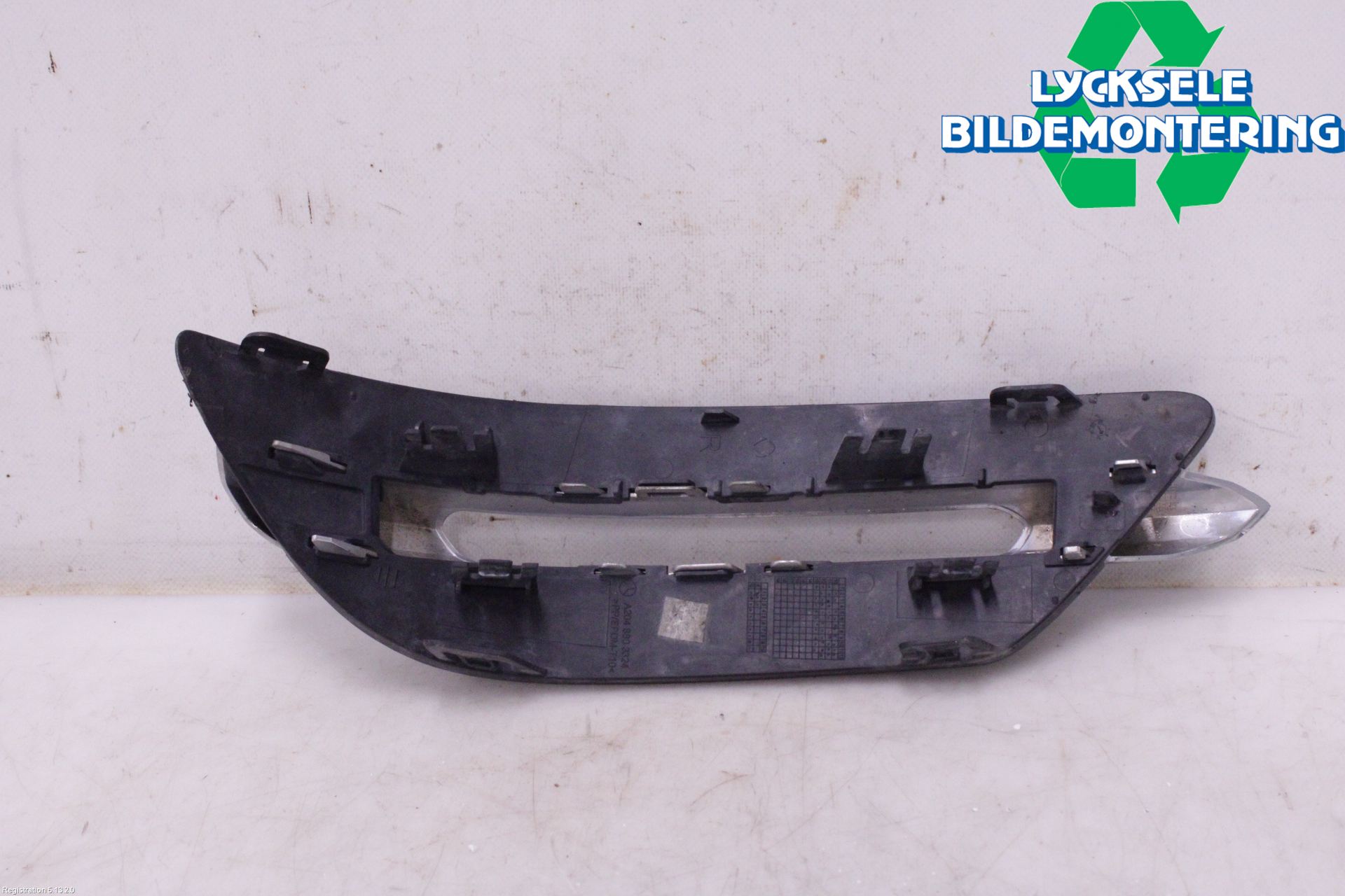 Mercedes-Benz MB C-KLASS (W204) 07-15 Dimljussarg Fram