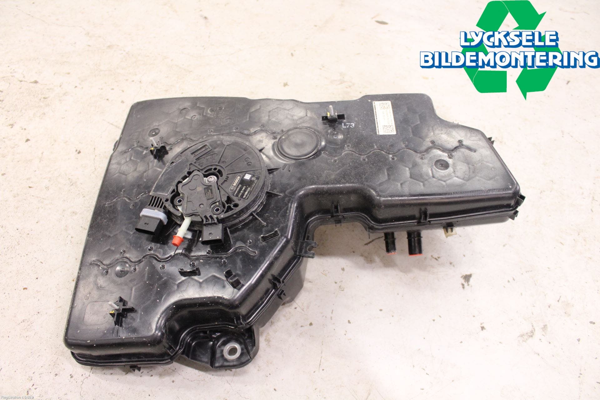 Volkswagen VW TIGUAN 16-24 Adblue Tank