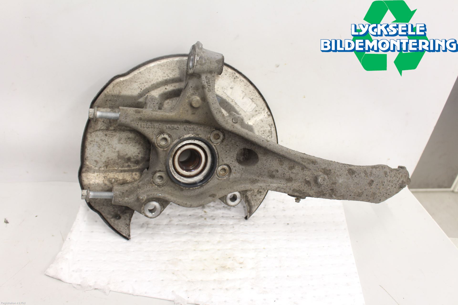 Volvo V90 17->> Styrspindel Lagerhus Vä