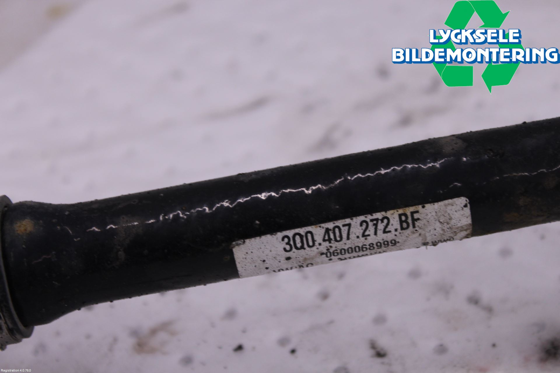 Volkswagen VW TIGUAN 16-24 Drivaxel Fram Höger