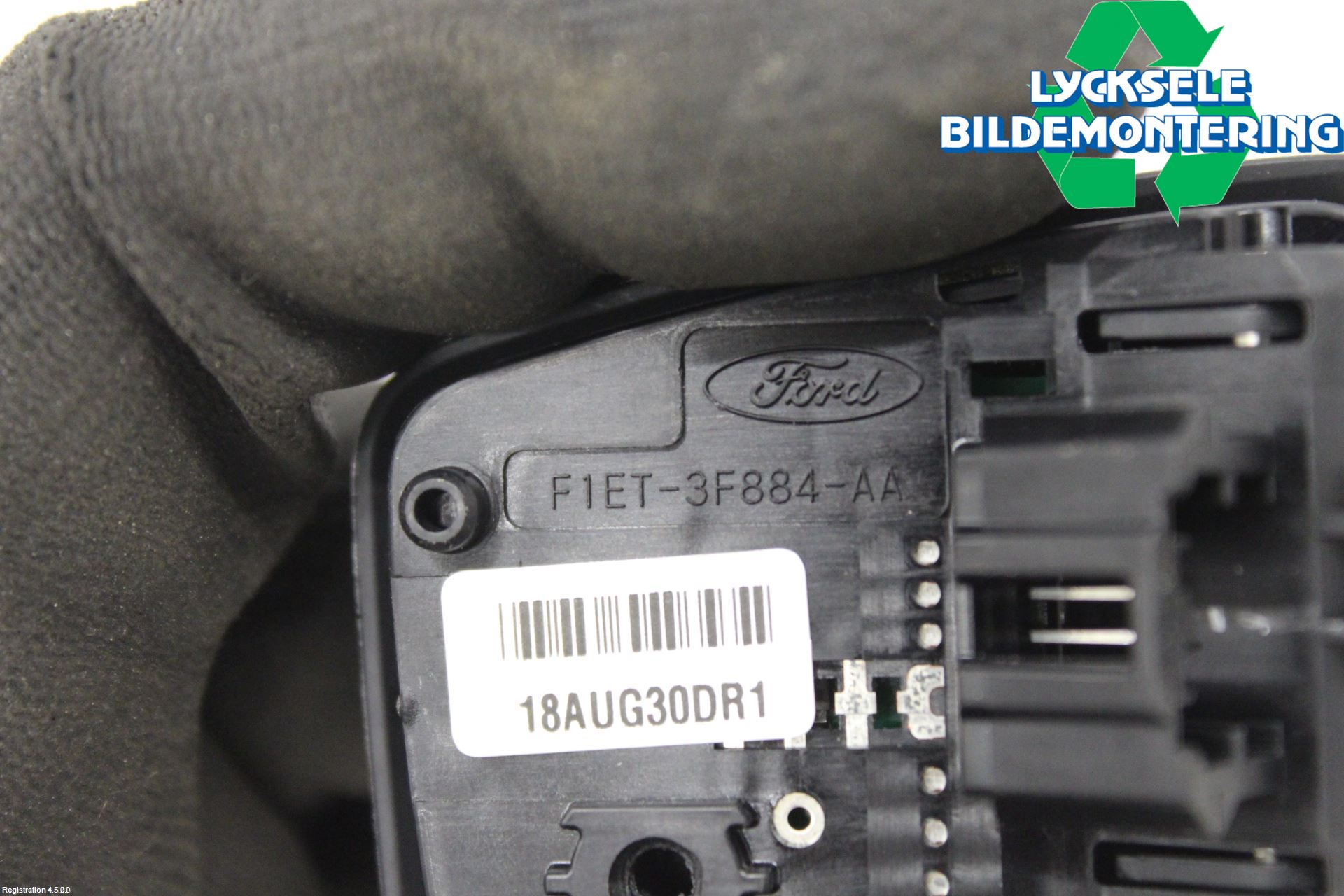 Ford KUGA 17-19 Strömställare Övrigt