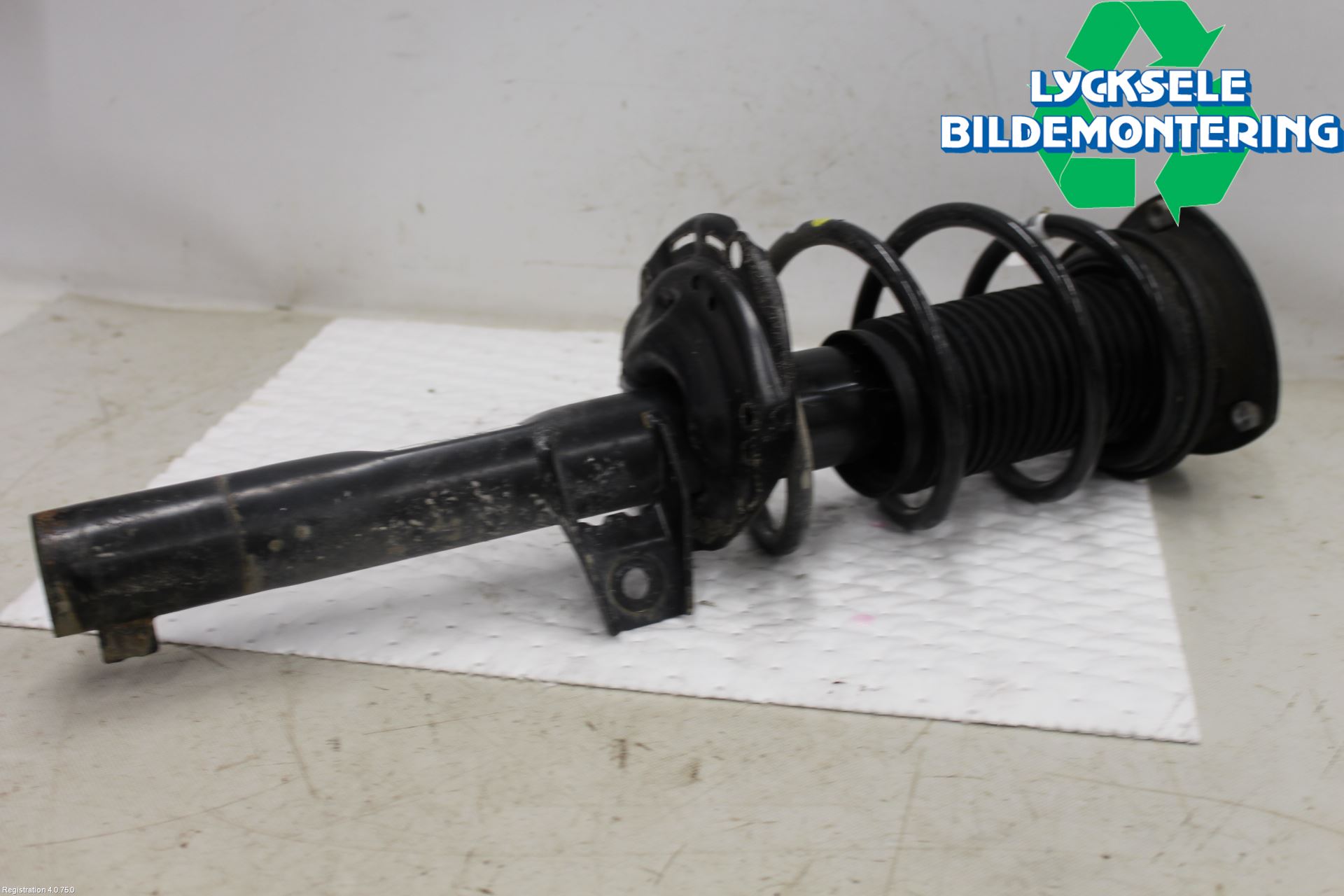 Audi A3/S3 8V 13-20 Fjäderben Fram Höger