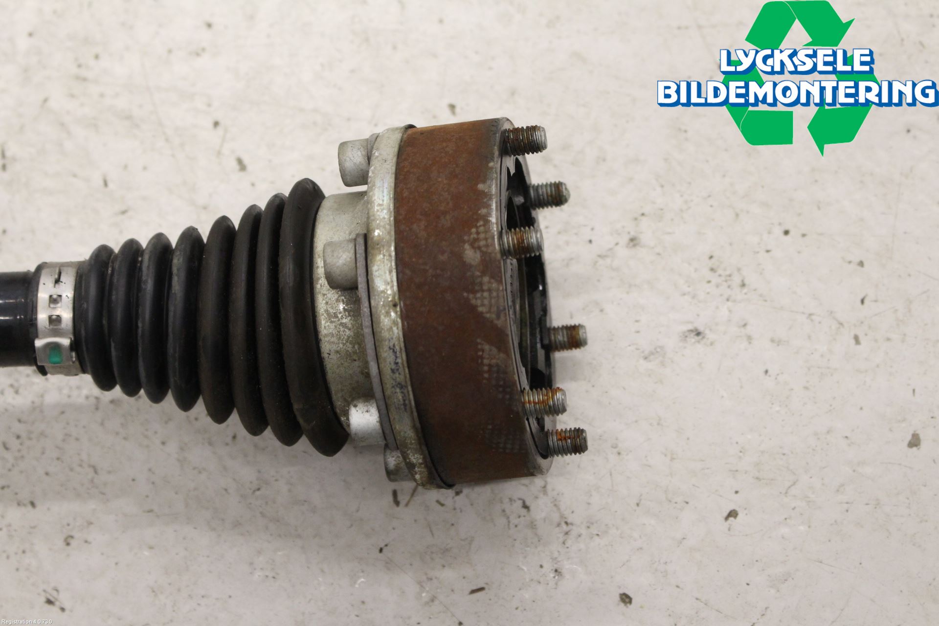 Volkswagen VW GOLF PLUS/CROSS GOLF 04-14 Drivaxel Fram Vänster