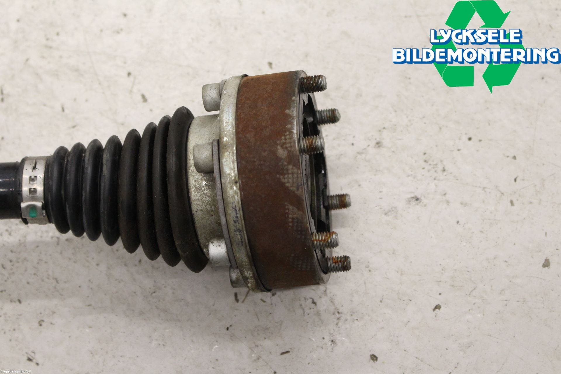 Volkswagen VW GOLF PLUS/CROSS GOLF 04-14 Drivaxel Fram Vänster