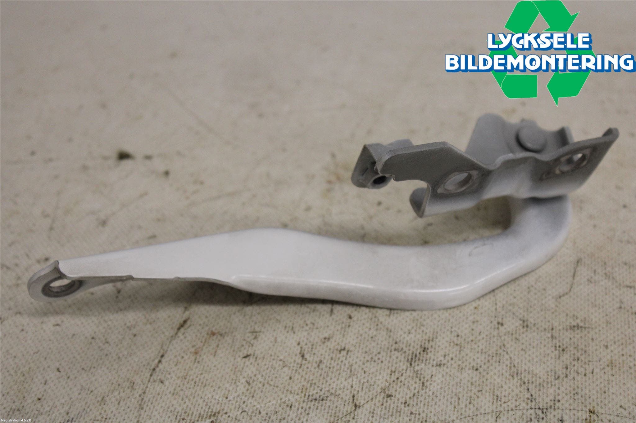 Subaru OUTBACK 10-15 Huvgångjärn