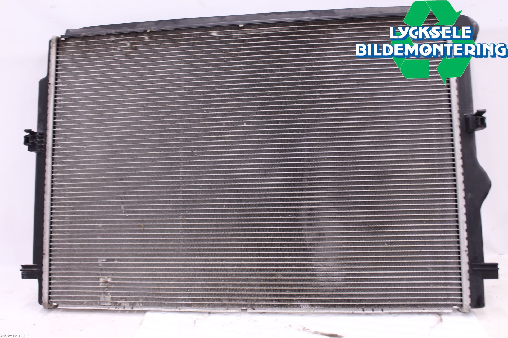 Volkswagen VW TIGUAN 16-24 Kylare Aut