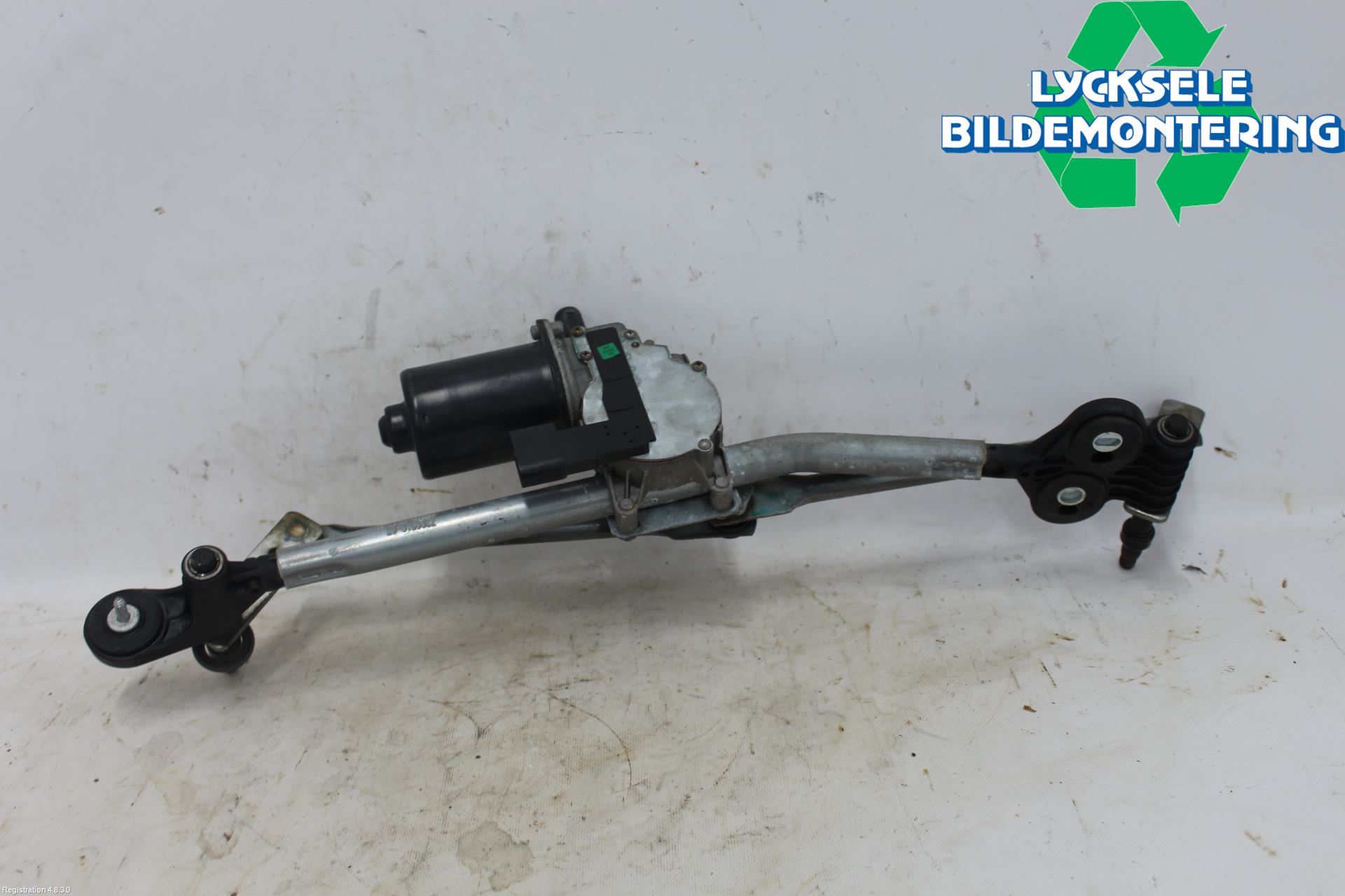 BMW X6 E71/E72   08-14 Torkarmekanism Vindruta