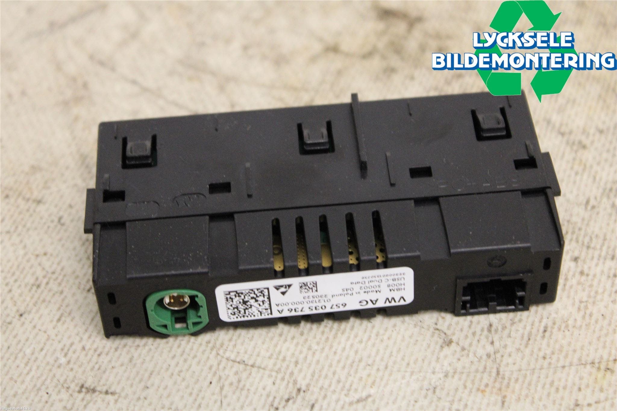 Skoda ENYAQ iV 21- Usb Connection