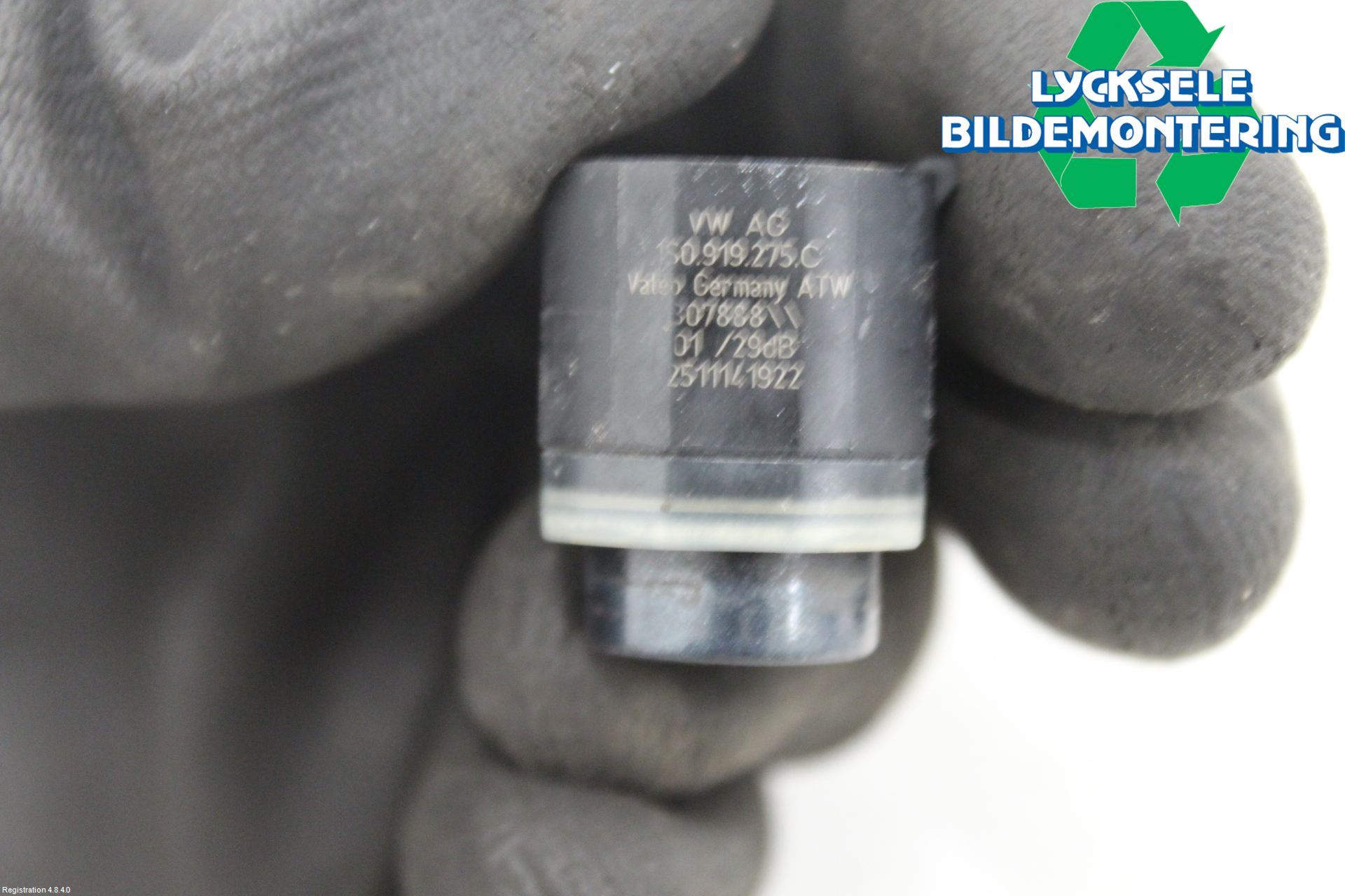 Skoda SUPERB 09-15 Parkeringshjälp Frontsensor