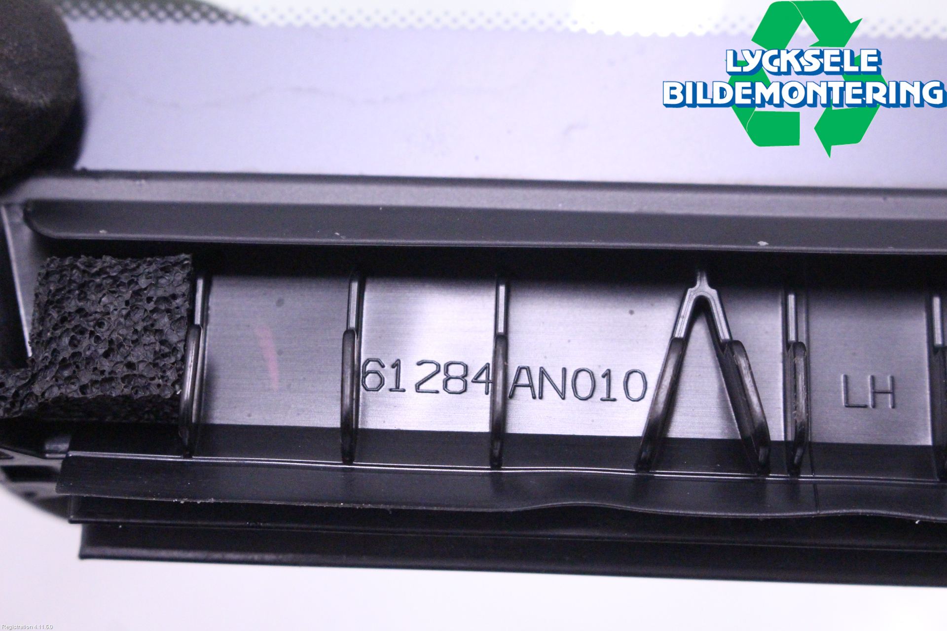 Subaru OUTBACK 21- Dörruta Fram Lilla Vä